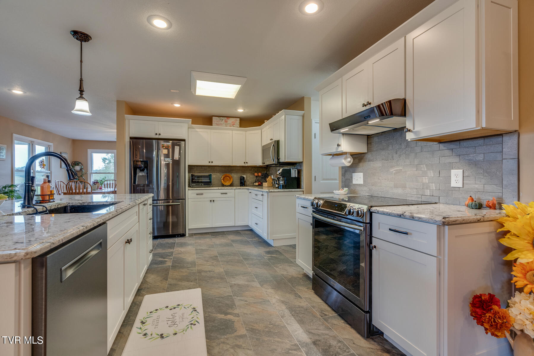 146 Rock House Road Property Photo 14