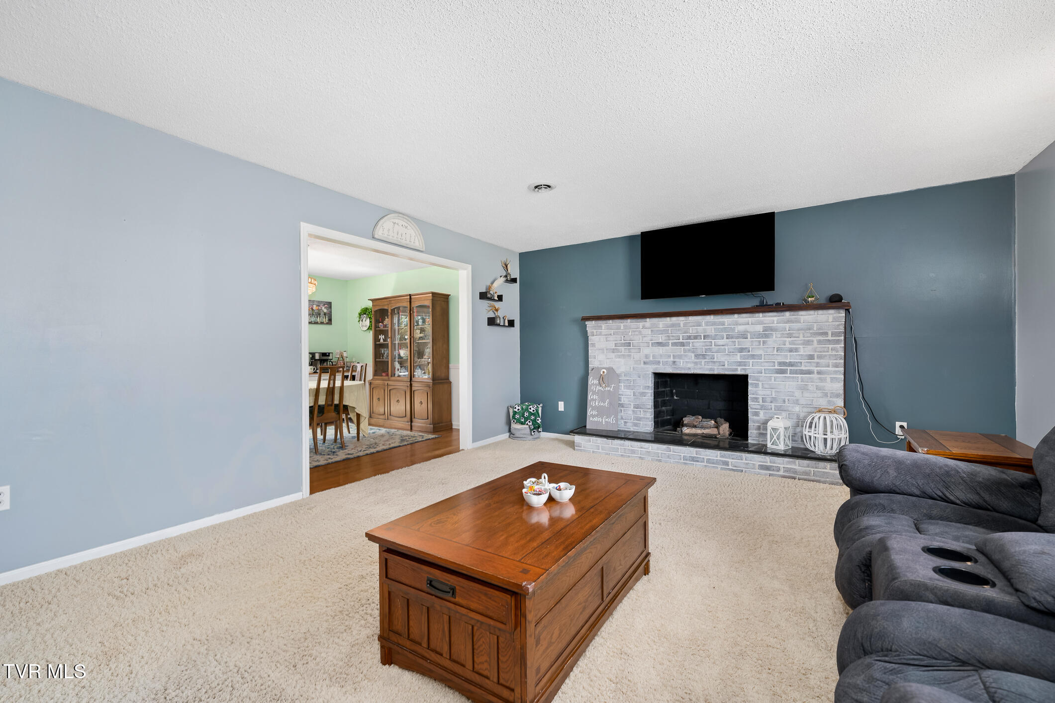 84 Stone Drive Property Photo 9