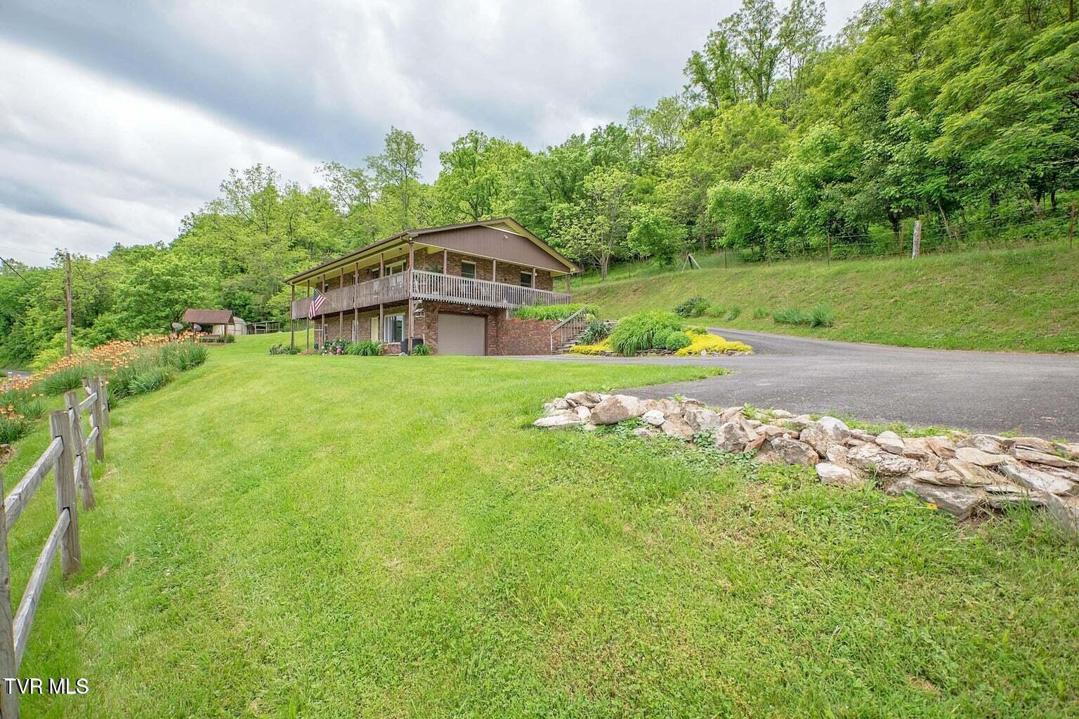 536 Big Elm Road Property Photo 6