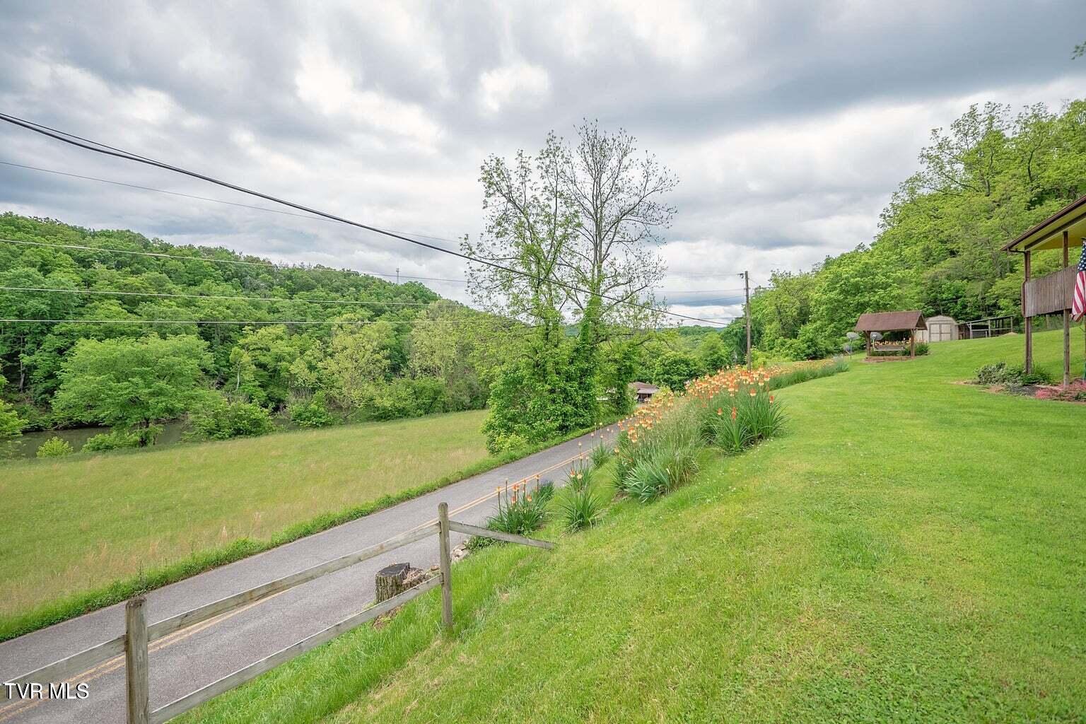 536 Big Elm Road Property Photo 8