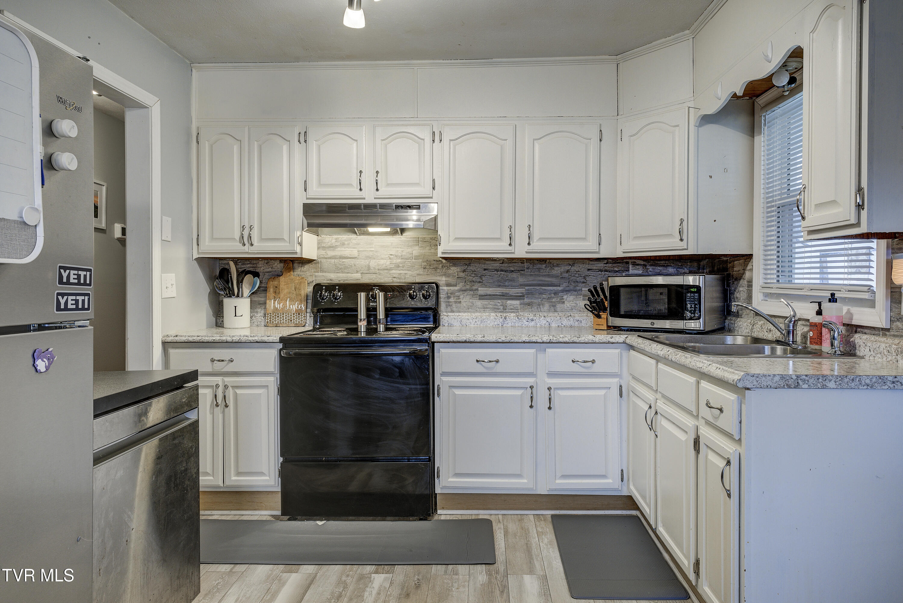 2104 Patton Street Property Photo 11