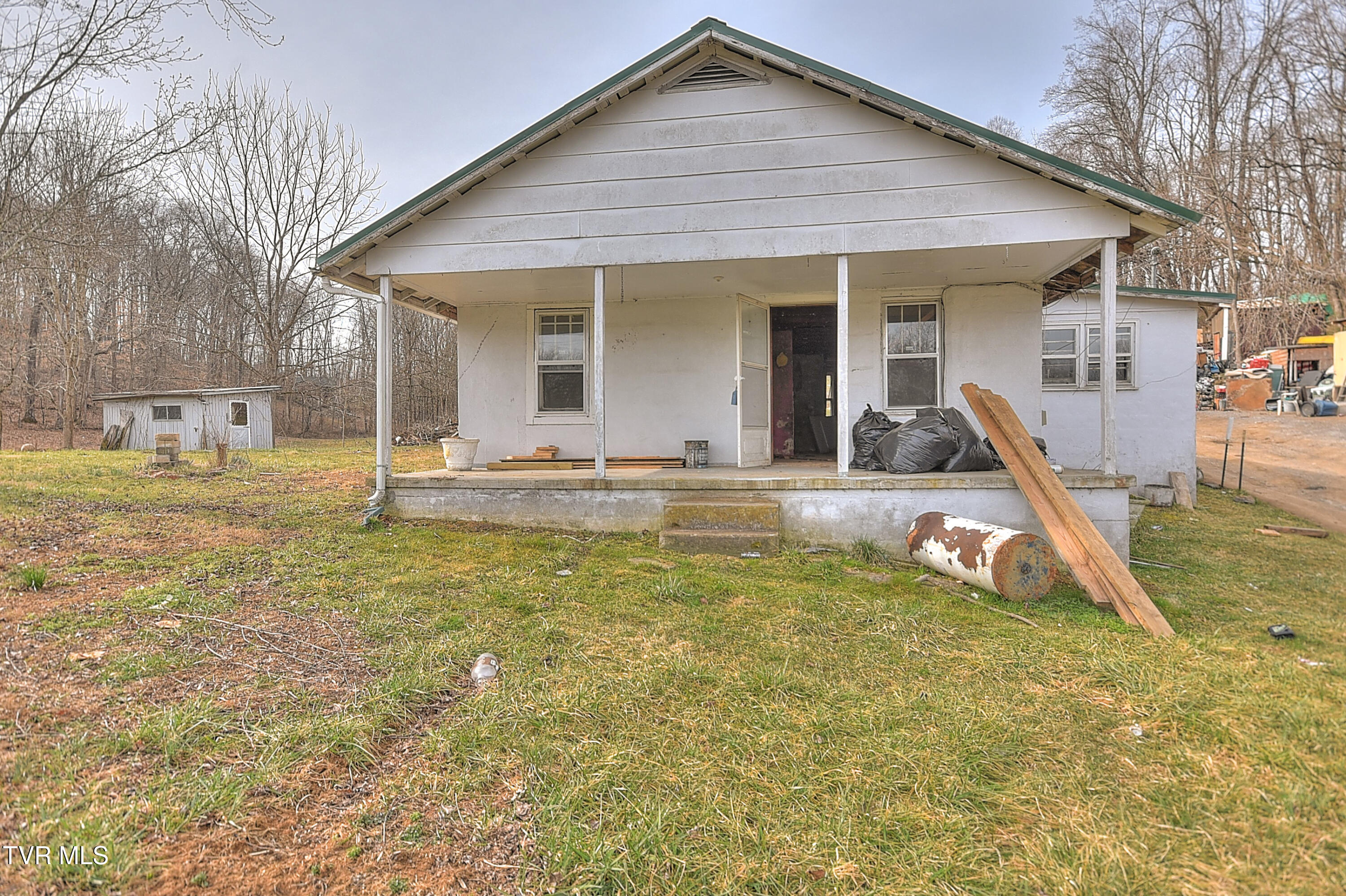225 Duncan Lane Property Photo 3