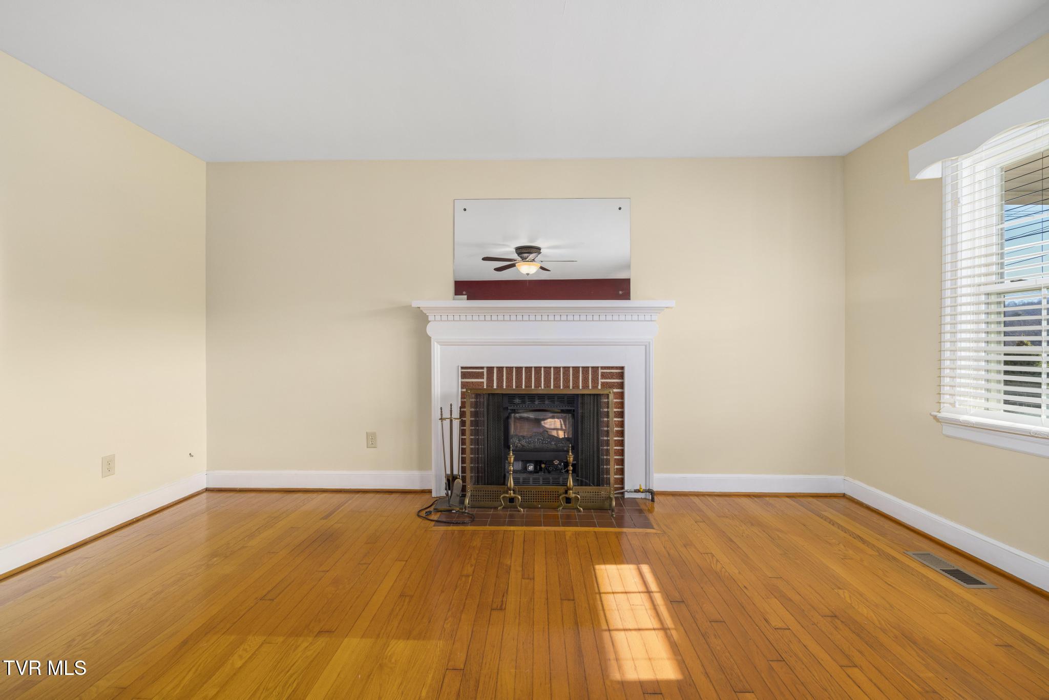 5021 Unicoi Drive Drive Property Photo 9