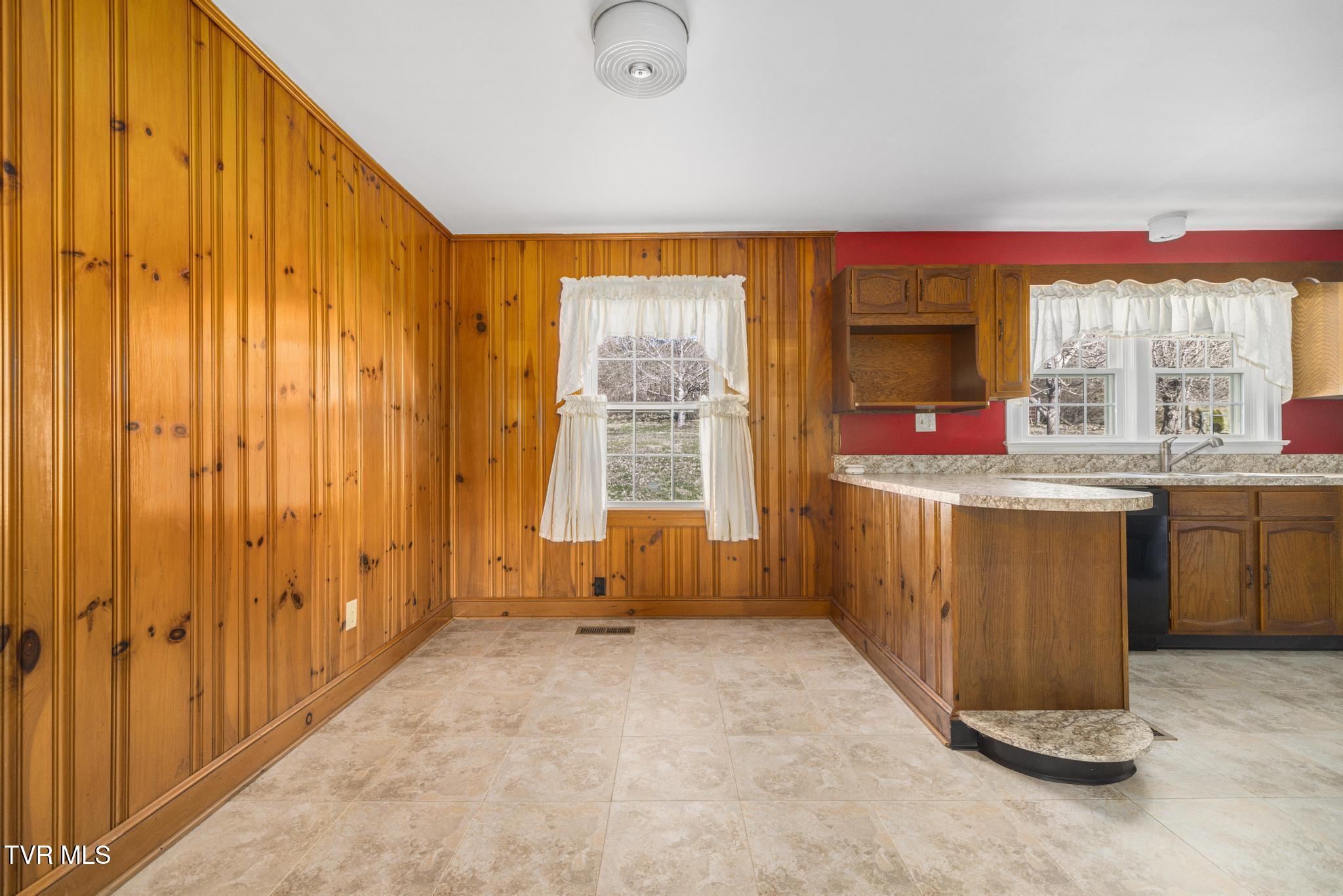 5021 Unicoi Drive Drive Property Photo 10