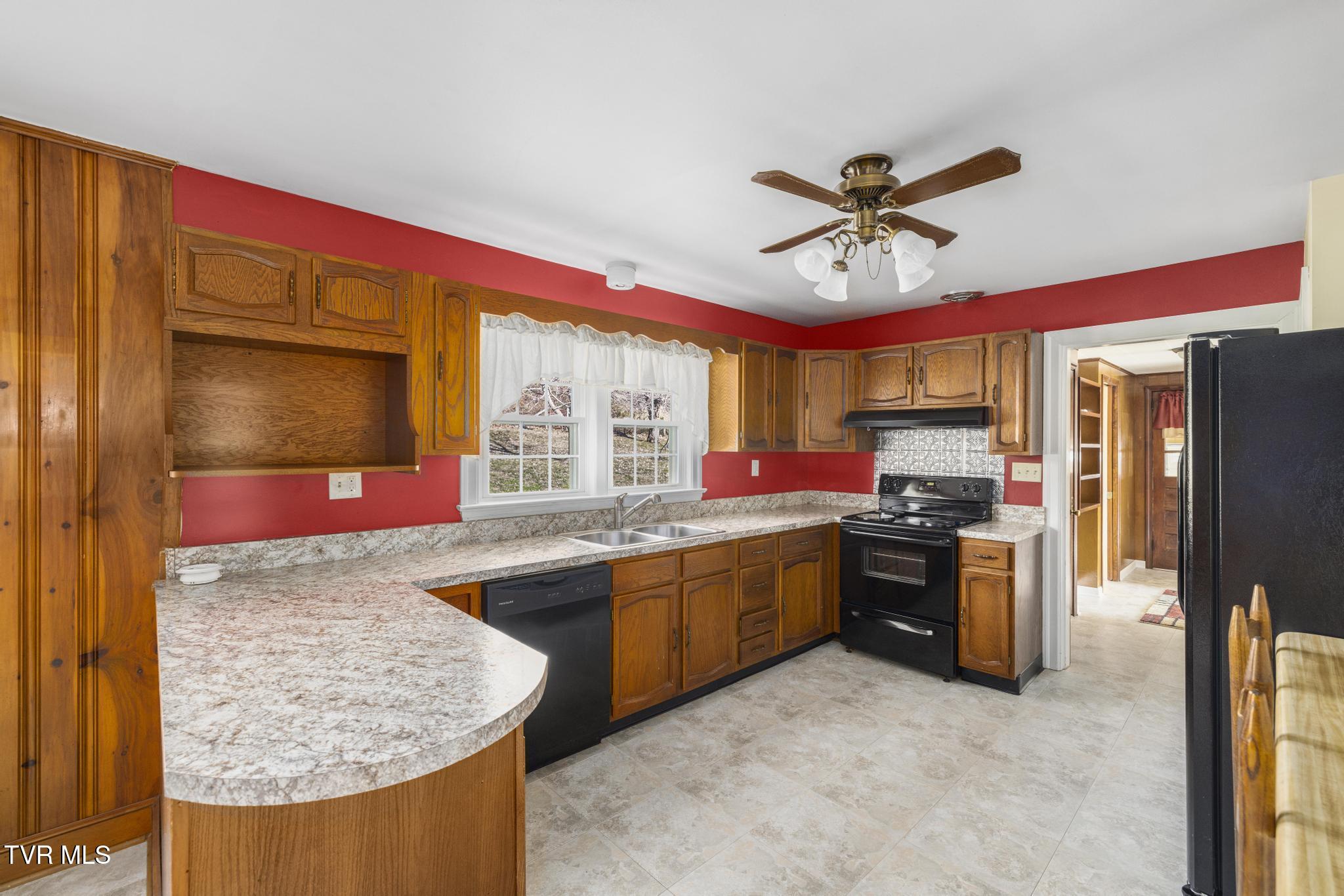 5021 Unicoi Drive Drive Property Photo 13