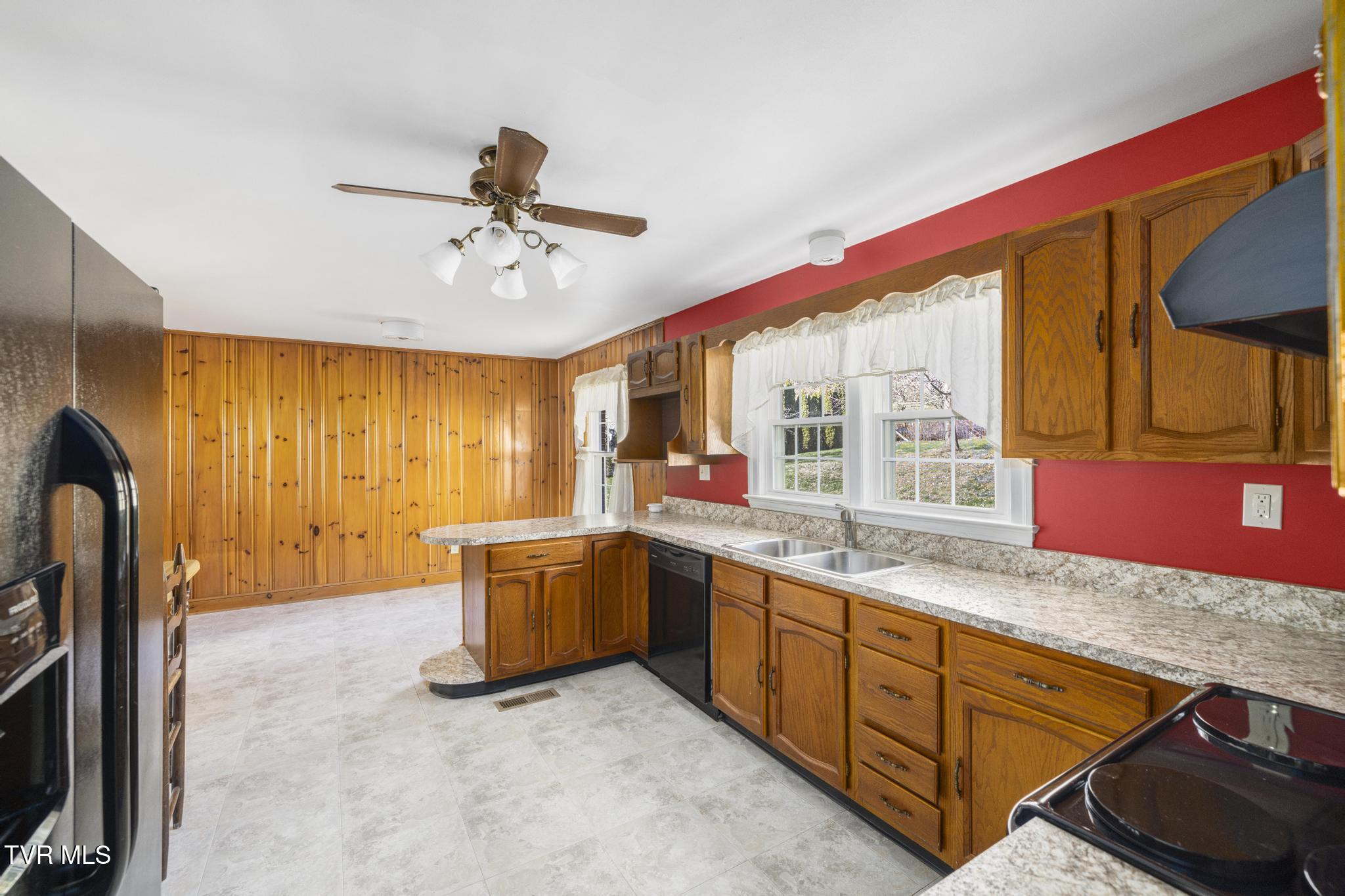 5021 Unicoi Drive Drive Property Photo 14