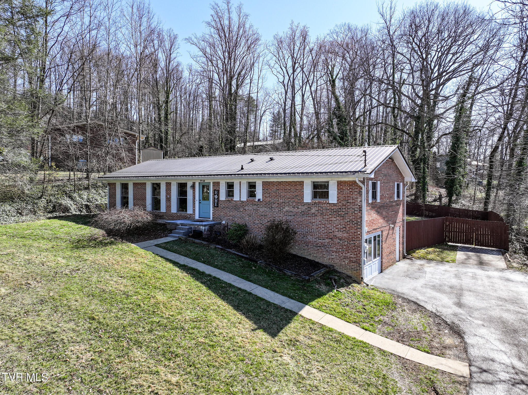 Oak Hills Real Estate Listings Main Image