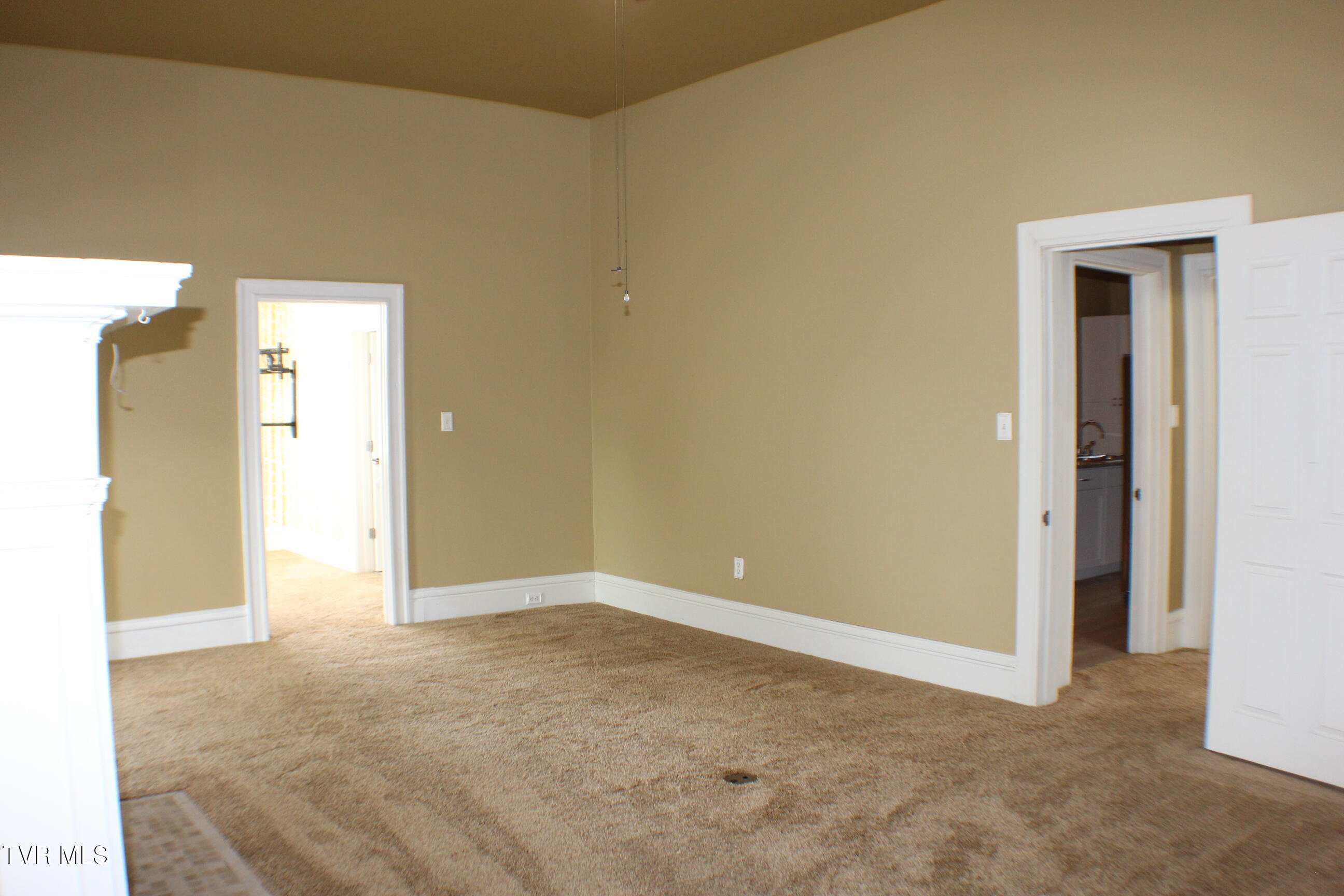 924 Maryland Avenue Property Photo 7