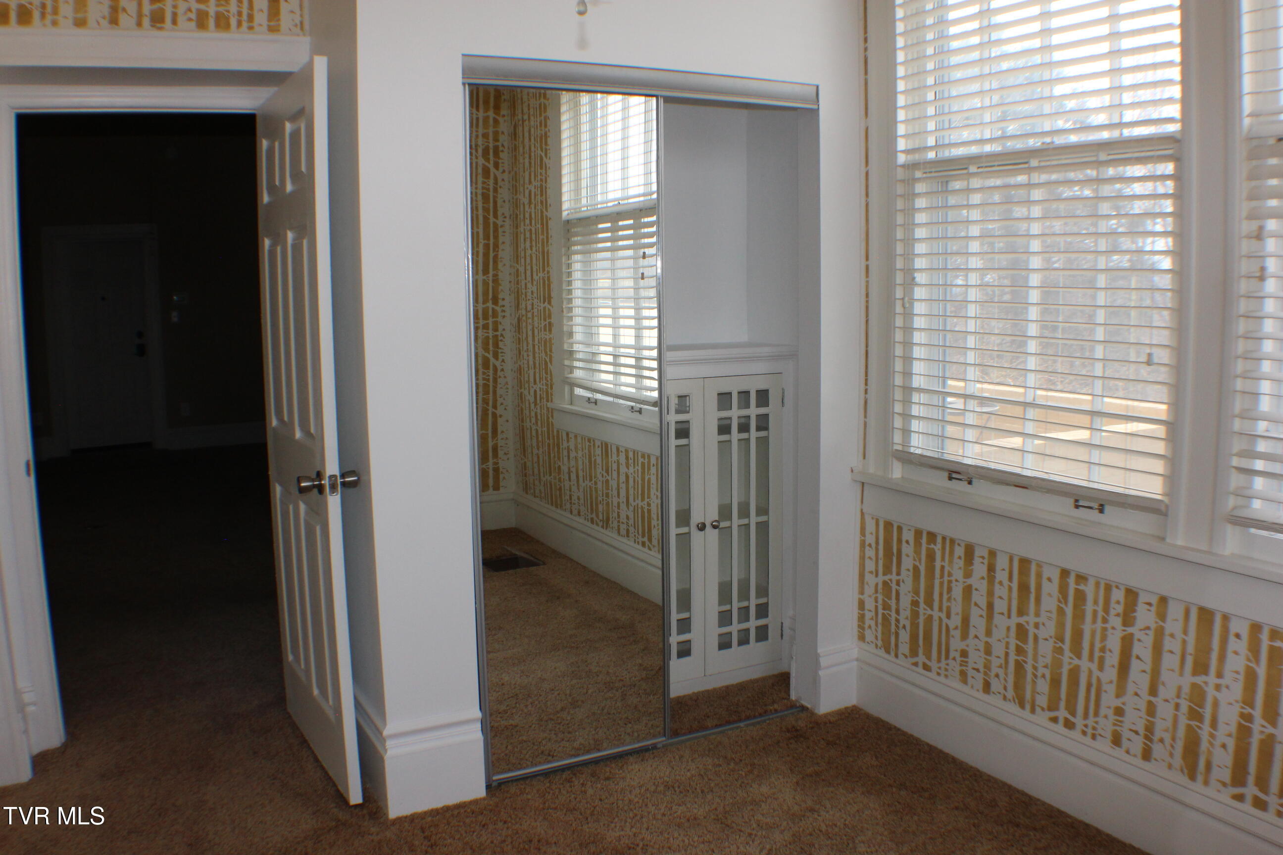 924 Maryland Avenue Property Photo 15