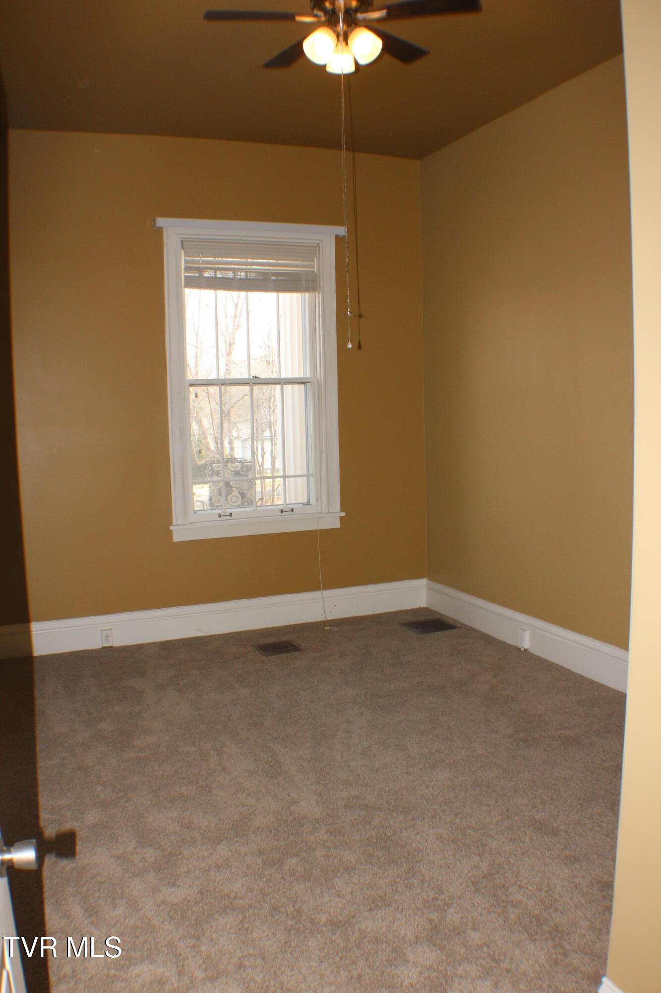 924 Maryland Avenue Property Photo 19