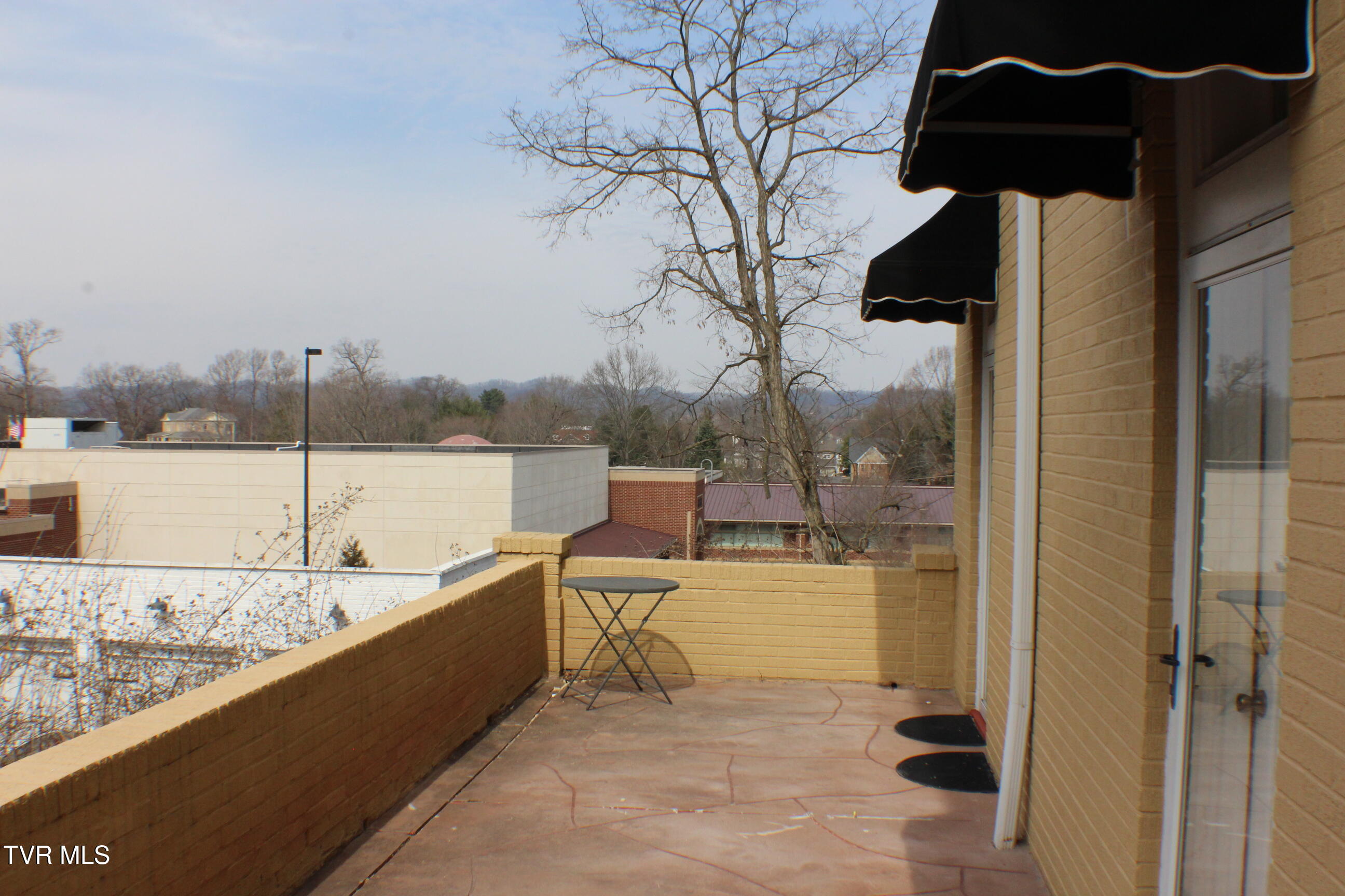 924 Maryland Avenue Property Photo 23