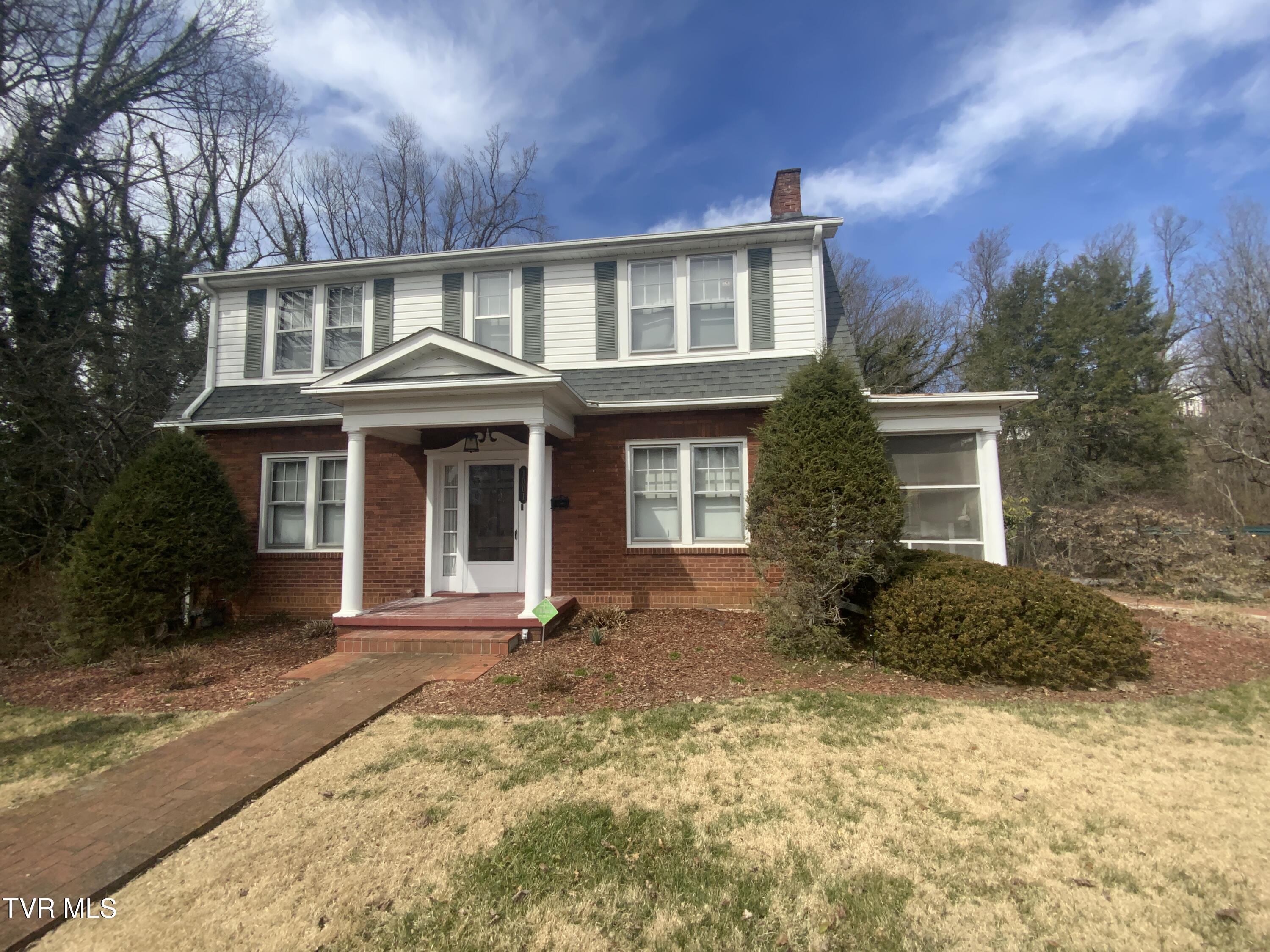 1001 Prospect Avenue Property Photo