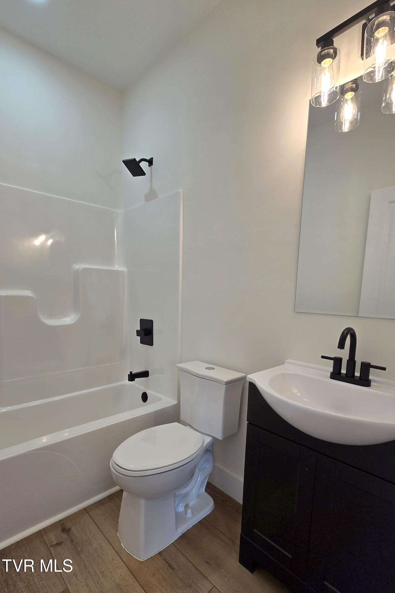 403 Walnut Street Property Photo 26