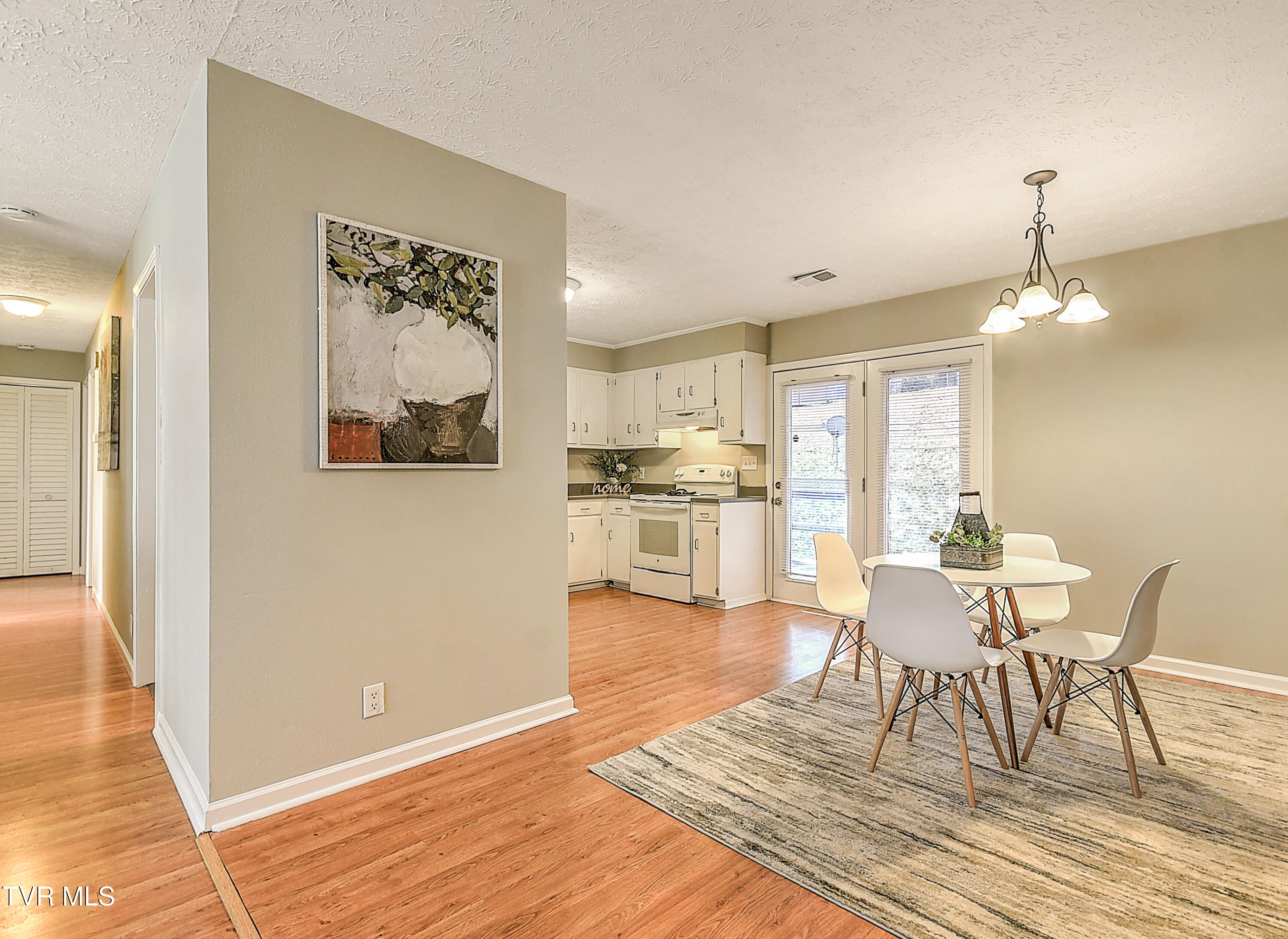 2109 Pinebrook Drive Property Photo 13