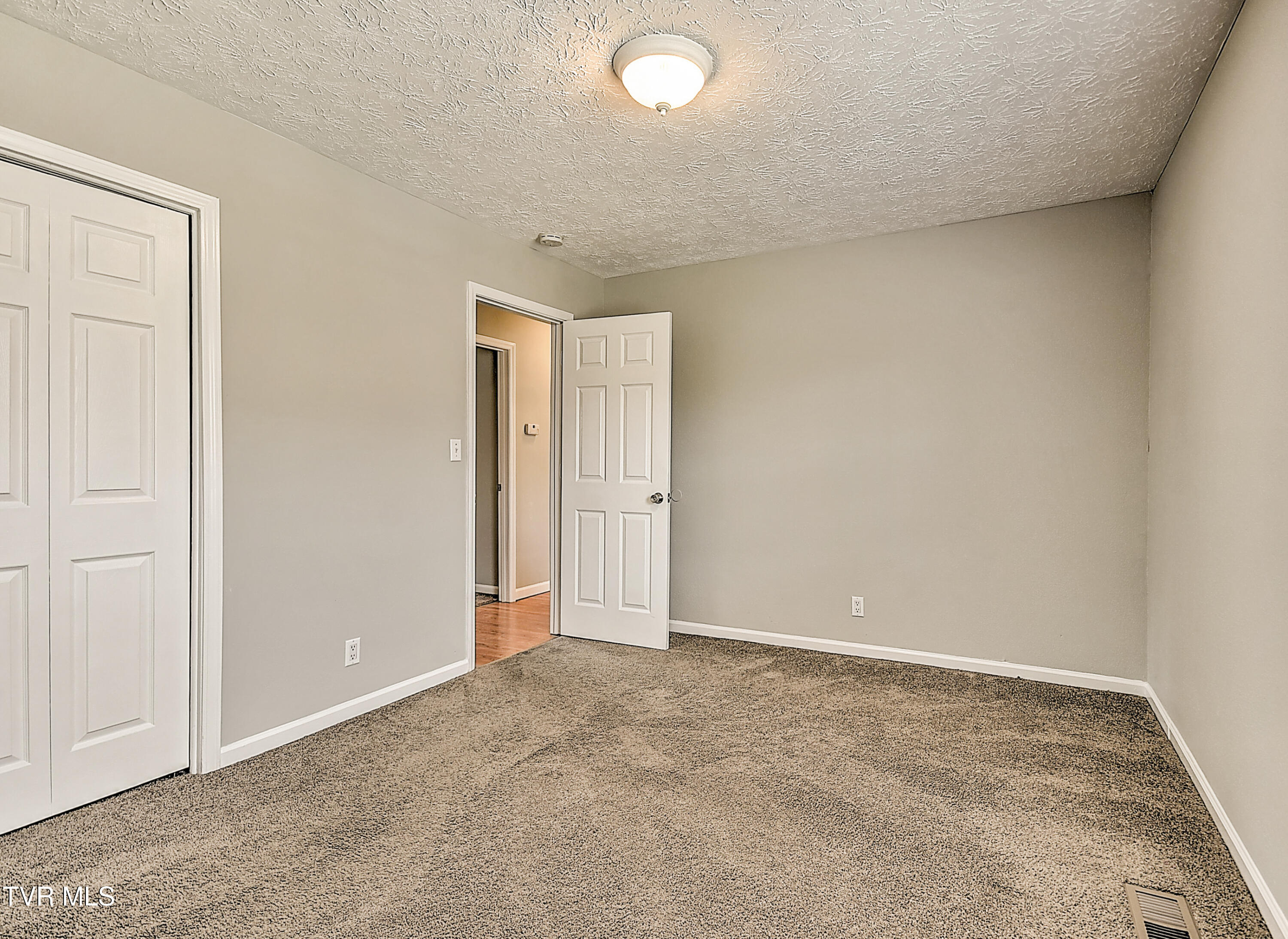 2109 Pinebrook Drive Property Photo 26