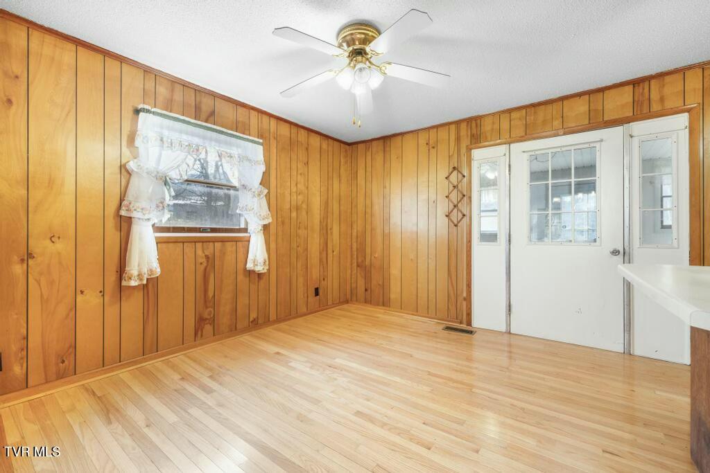 113 Ensor Nidiffer Road Property Photo 9