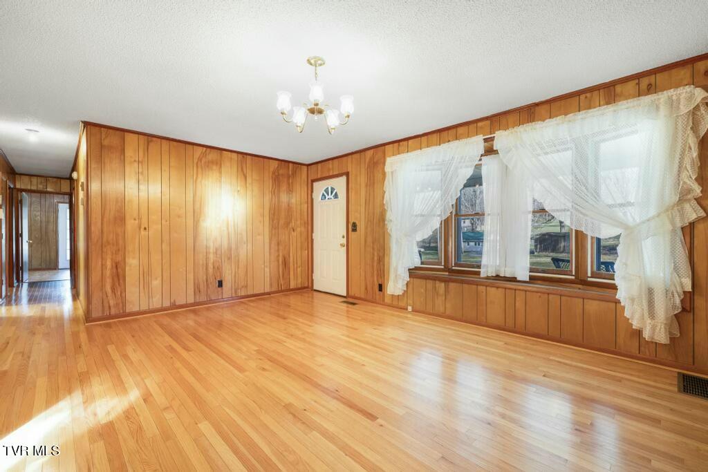 113 Ensor Nidiffer Road Property Photo 14