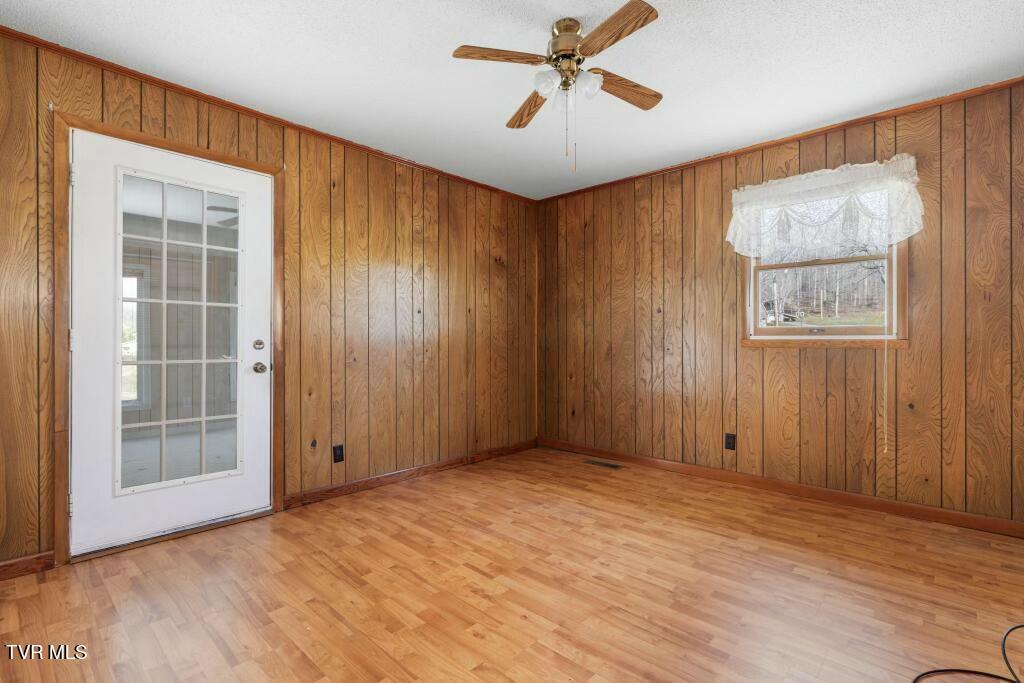113 Ensor Nidiffer Road Property Photo 24