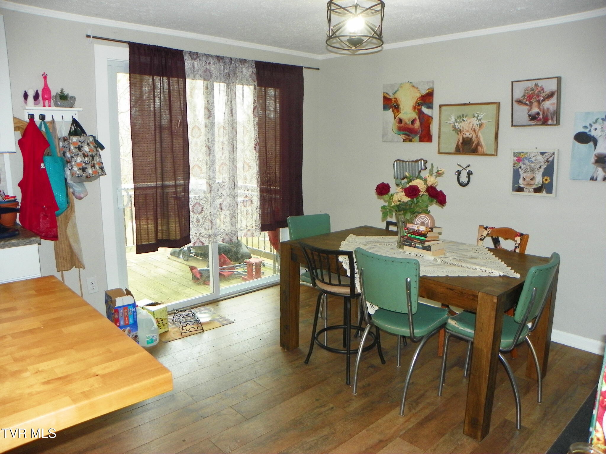464 Pugh Mountain Rd Road Property Photo 5