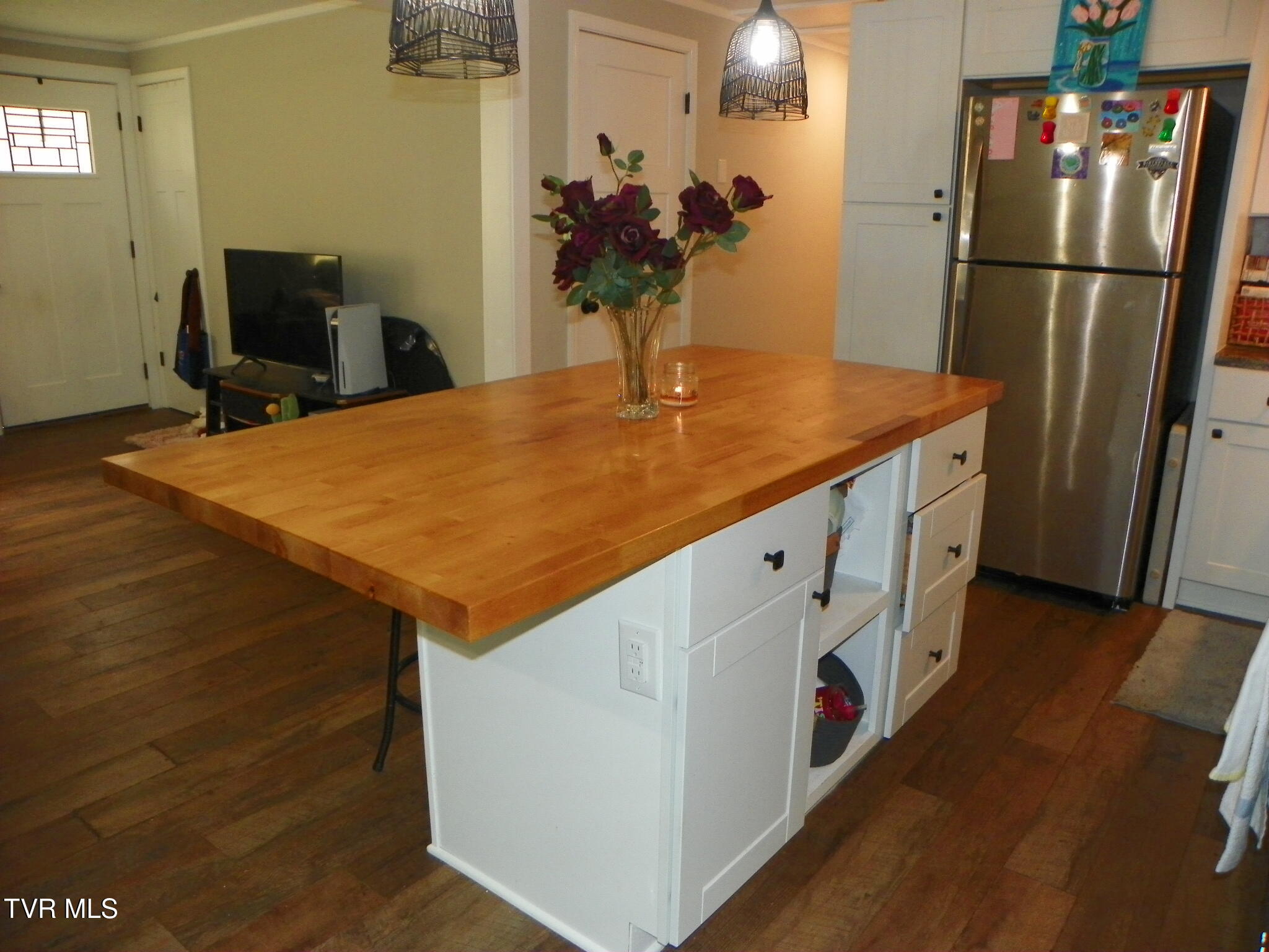 464 Pugh Mountain Rd Road Property Photo 10