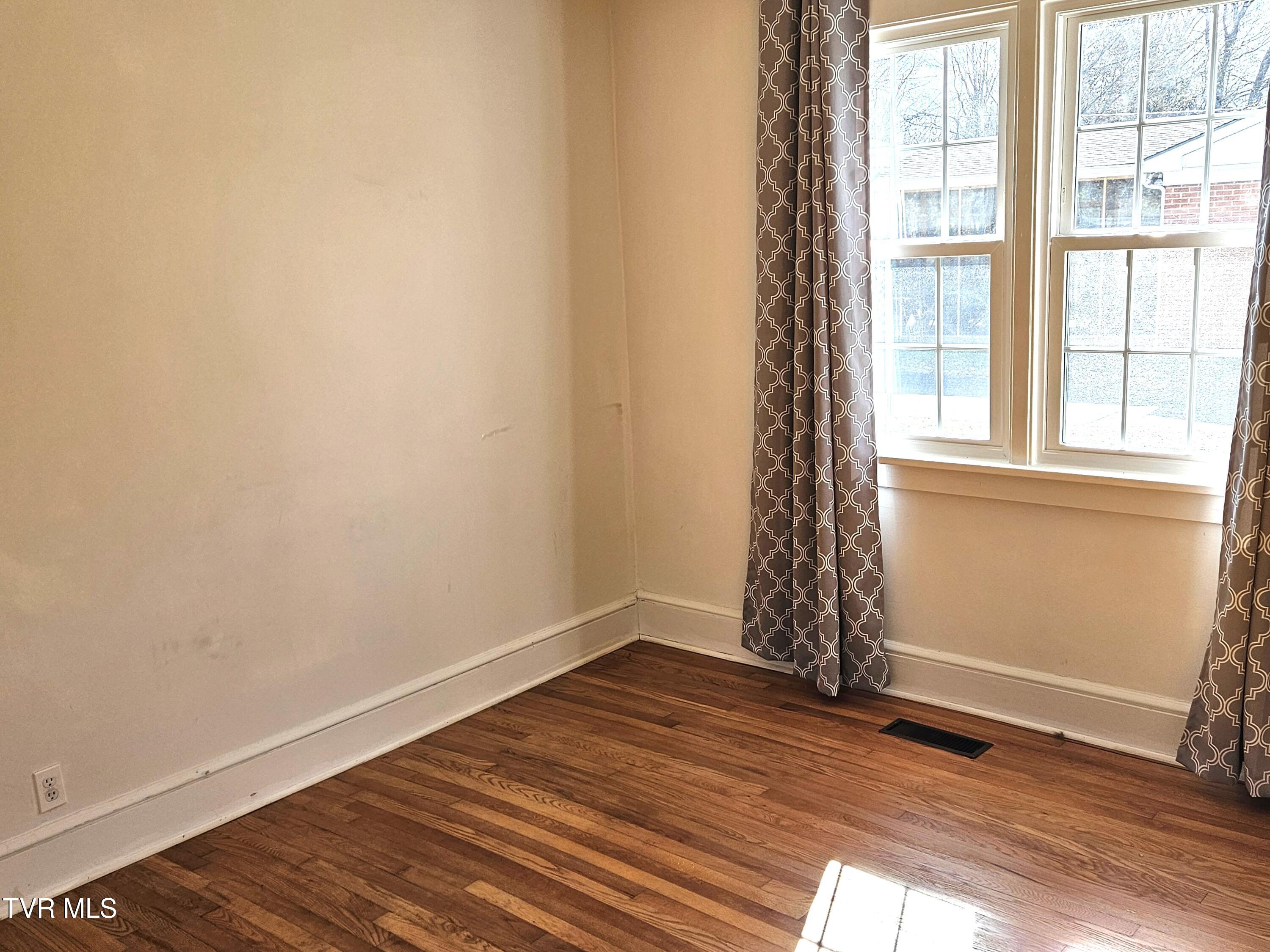 220 Circle Drive Property Photo 26