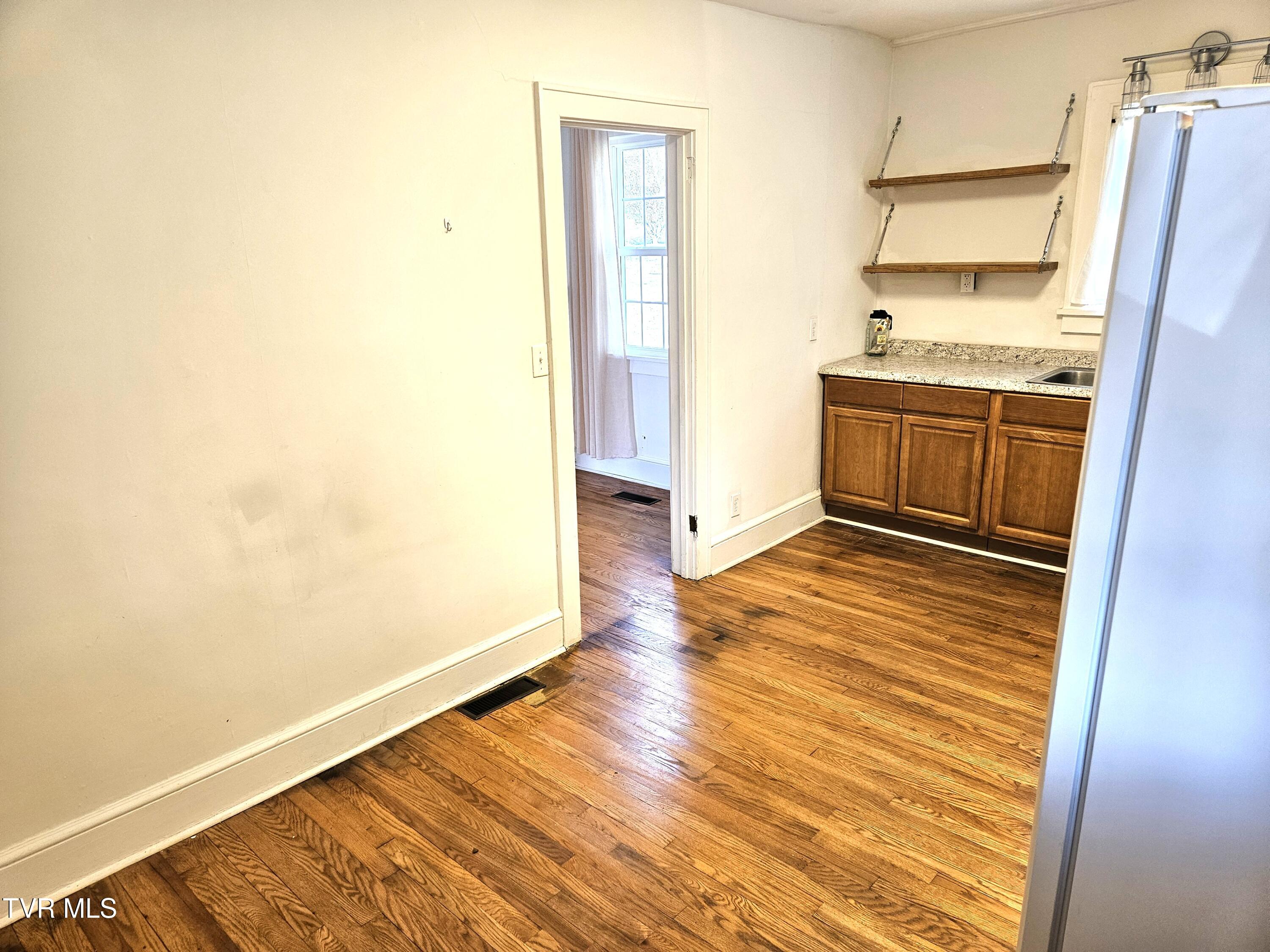 220 Circle Drive Property Photo 31