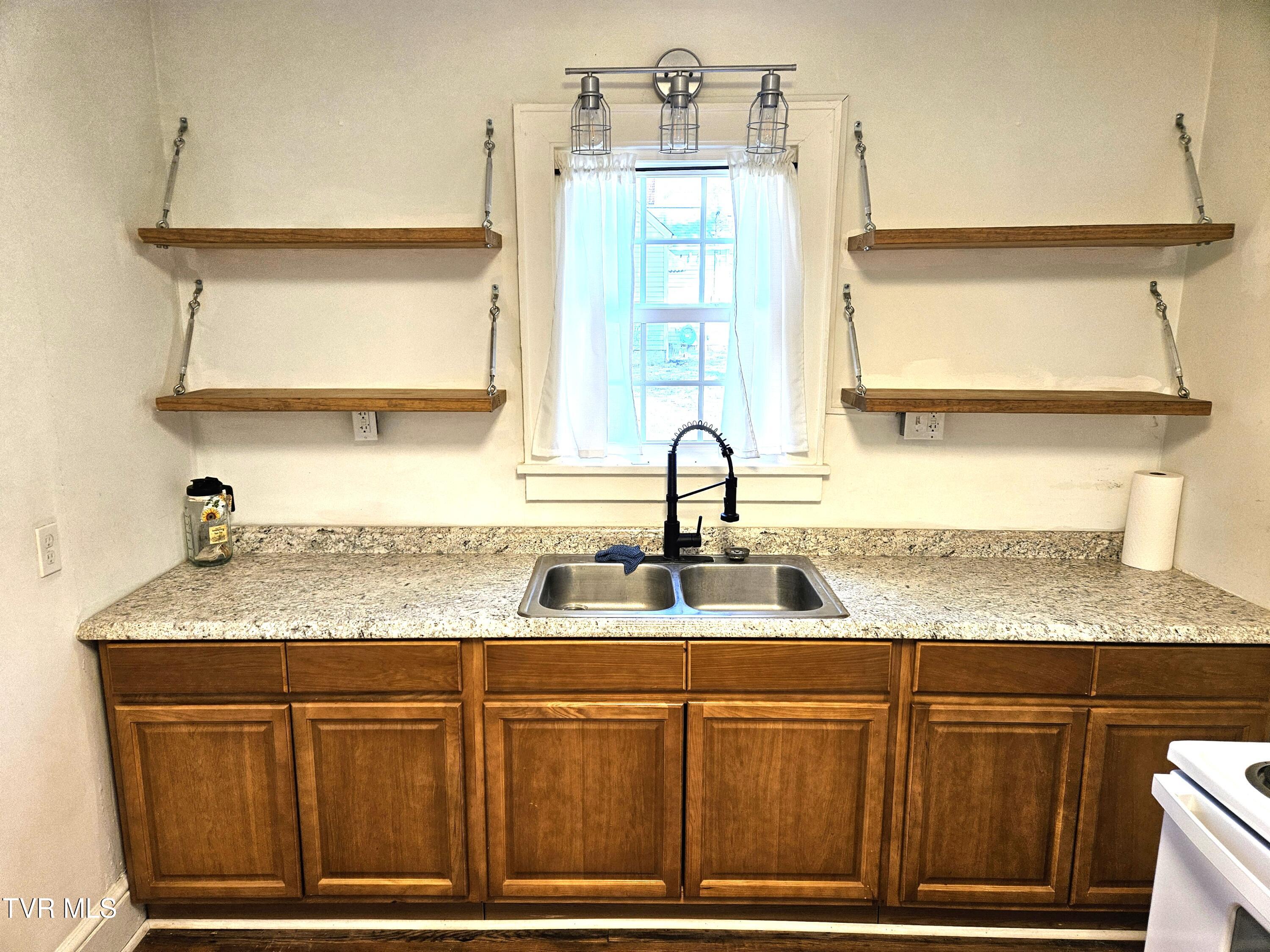220 Circle Drive Property Photo 32