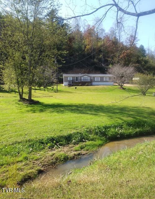 9823 Hollyfield Road Property Photo 22