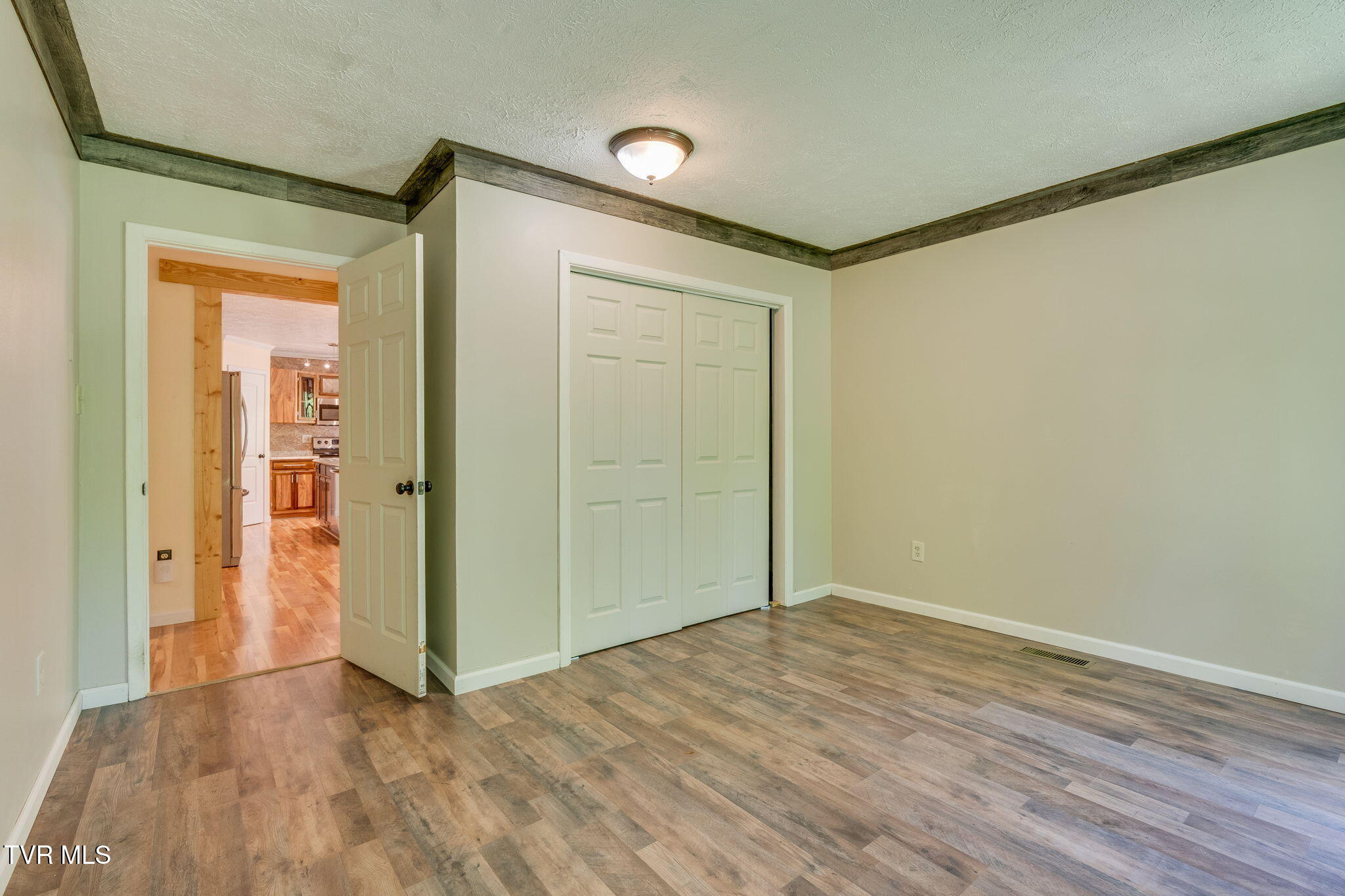 402 Easley Drive Property Photo 16