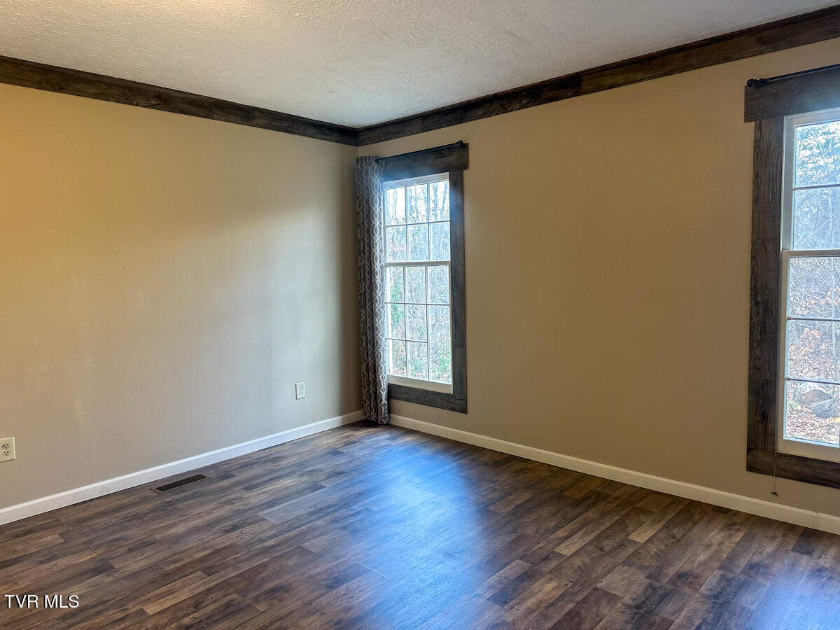 402 Easley Drive Property Photo 46