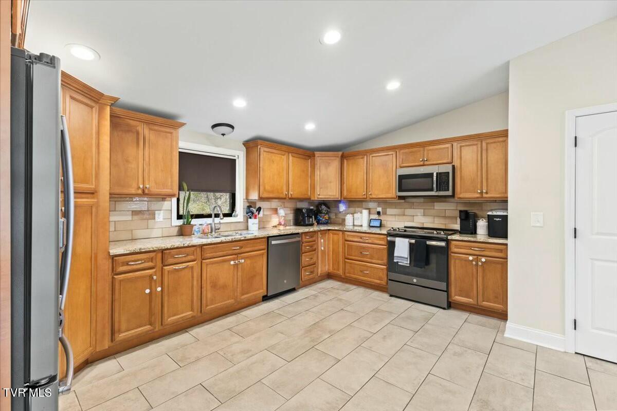 589 Dogwood Drive Property Photo 12