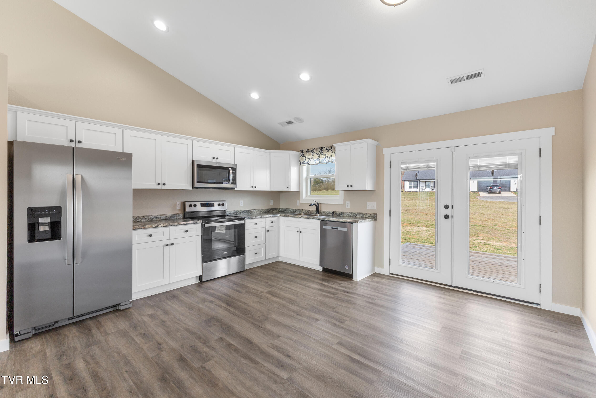 142 Owens Road Property Photo 13