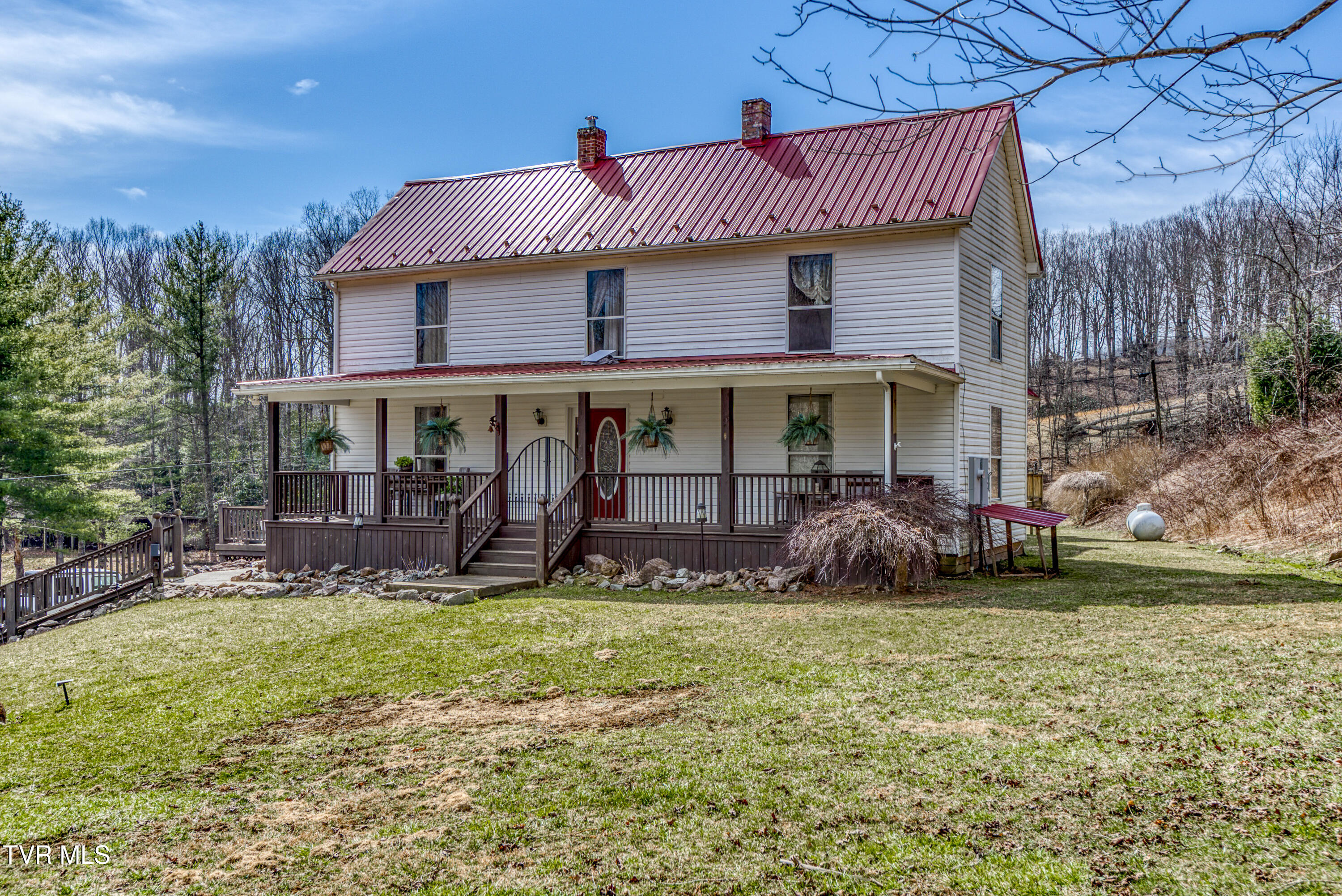 434 Glenwood Road Property Photo