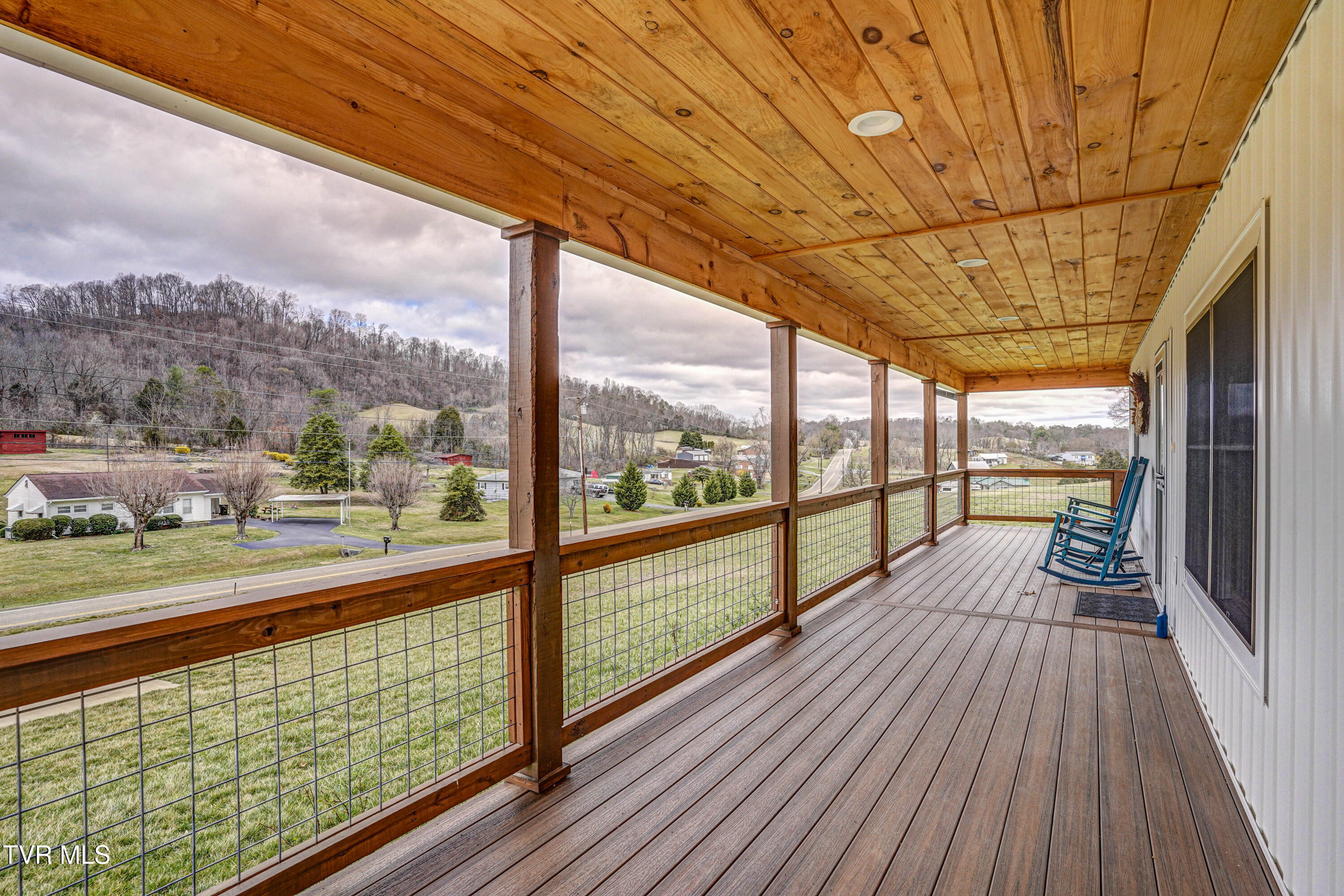 1520 Silver Grove Road Property Photo 3