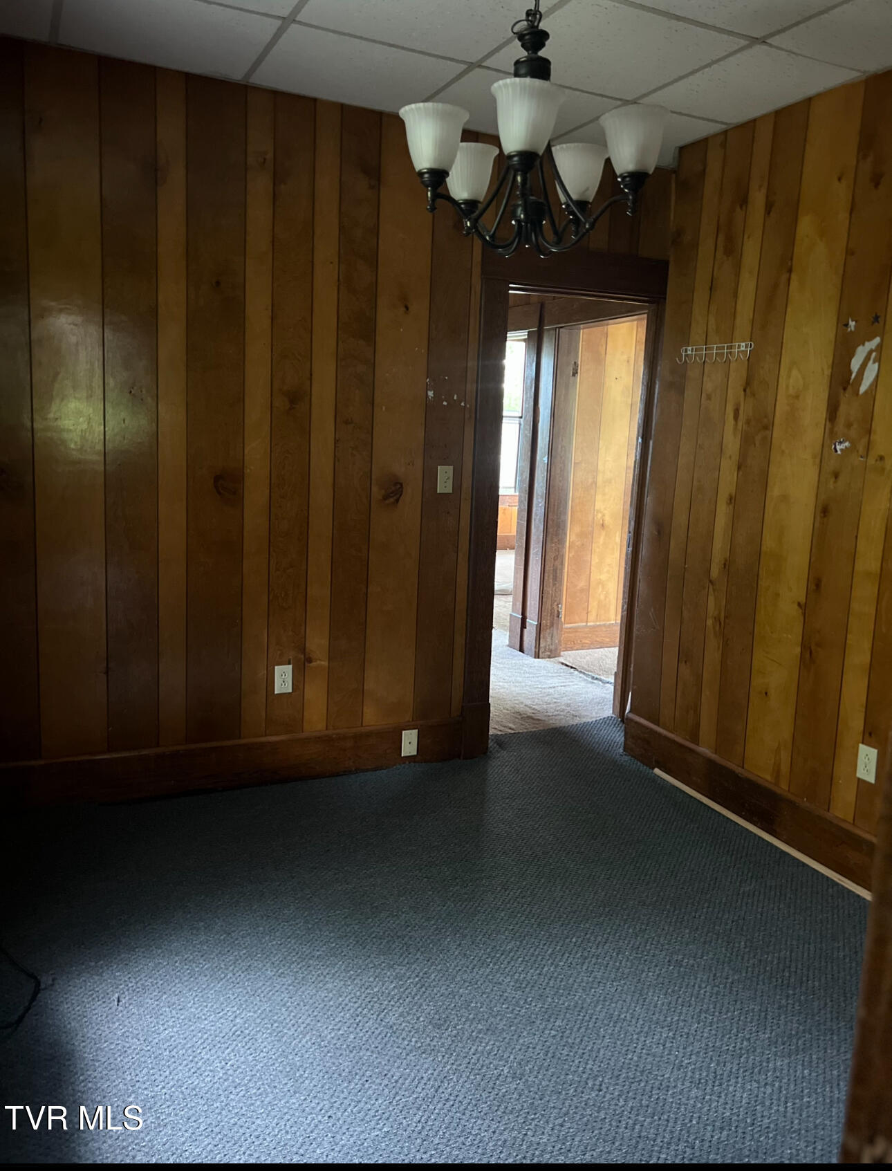 812 Northwest Virginia Avenue Property Photo 13