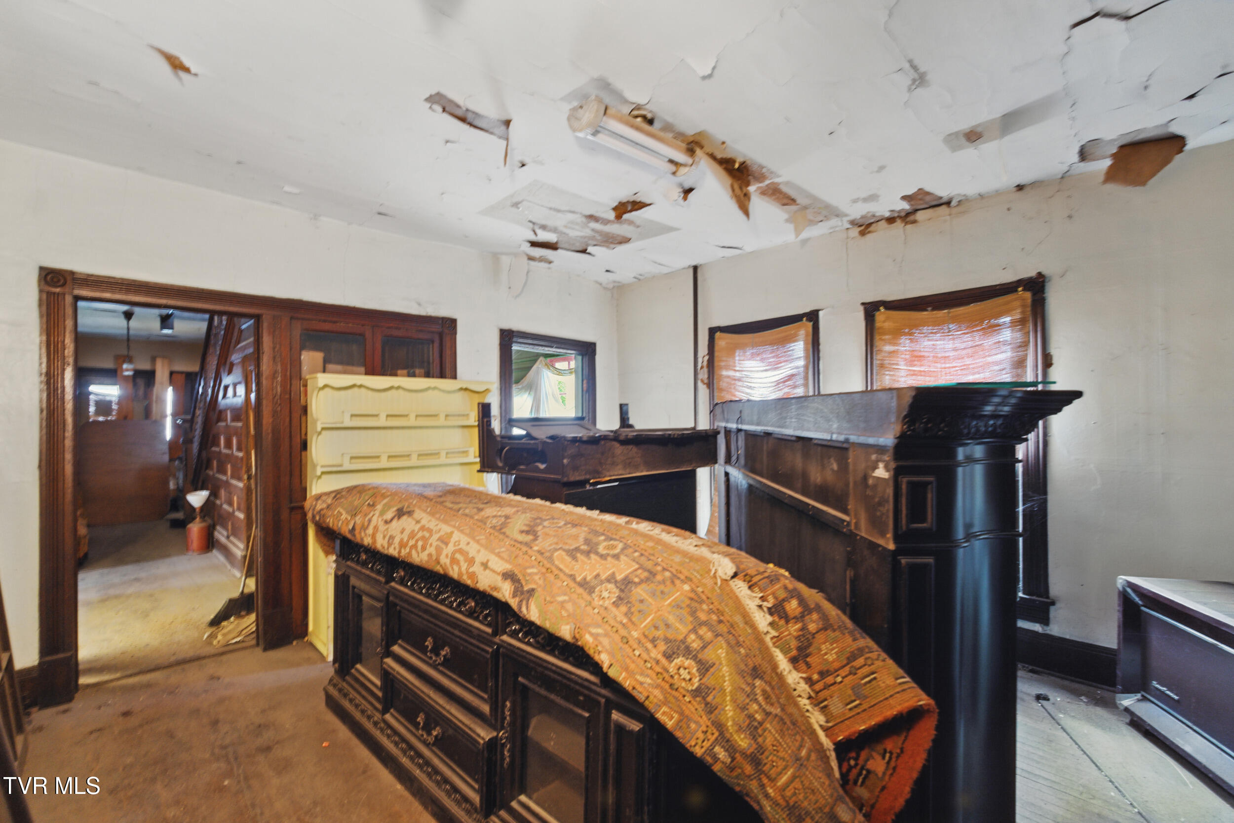 1030 Hill Street Property Photo 13