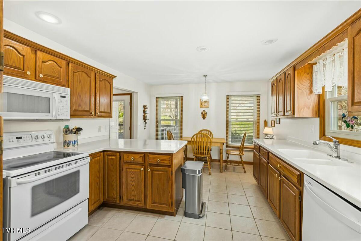 1712 Cooks Valley Road Property Photo 12
