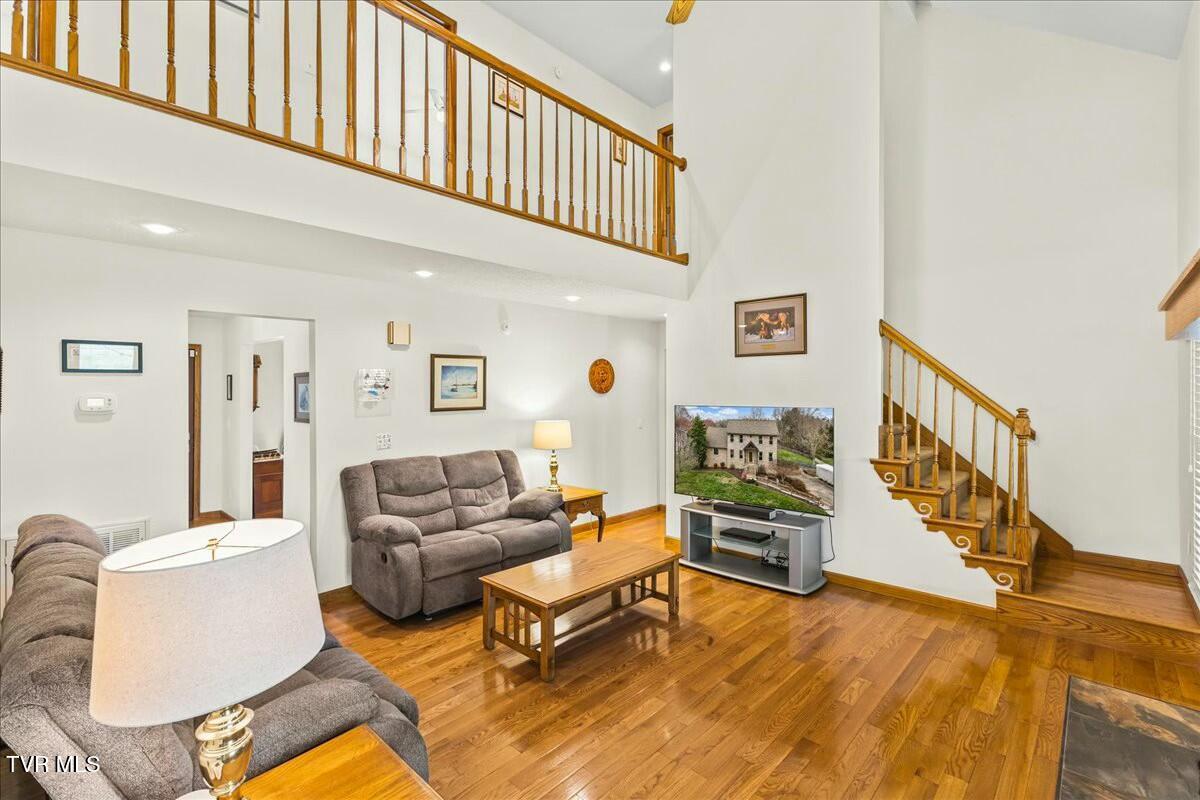 1712 Cooks Valley Road Property Photo 15