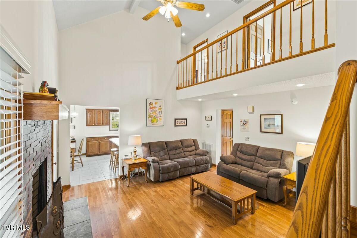 1712 Cooks Valley Road Property Photo 18