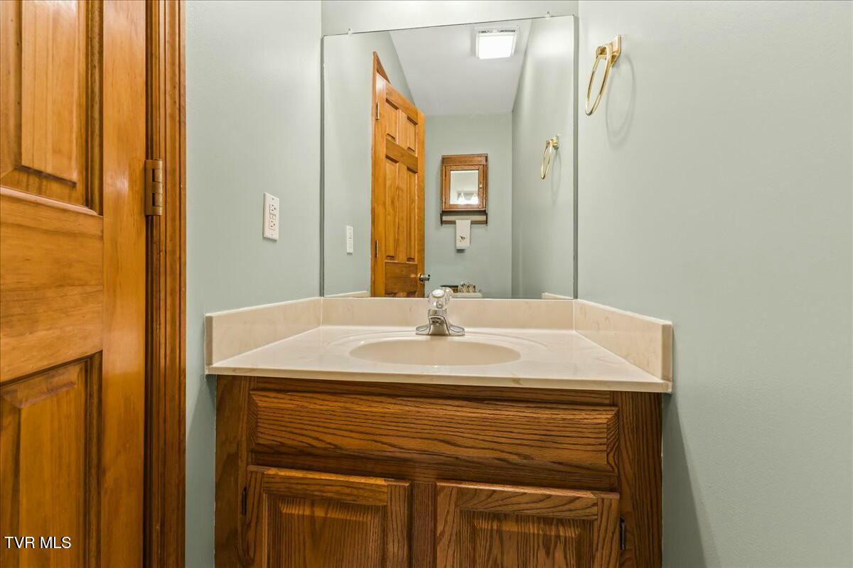 1712 Cooks Valley Road Property Photo 31
