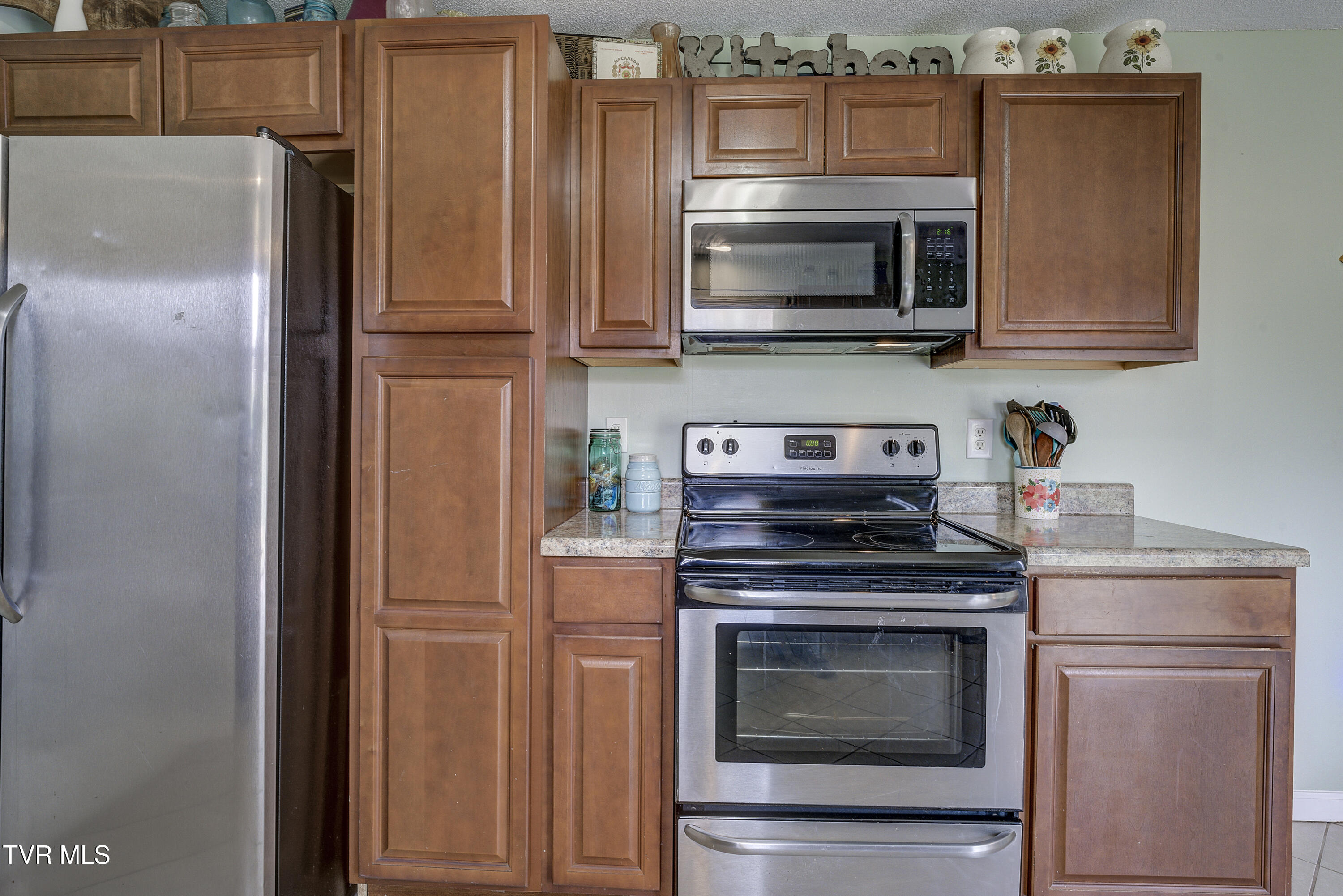 635 Old Stage Road Property Photo 14