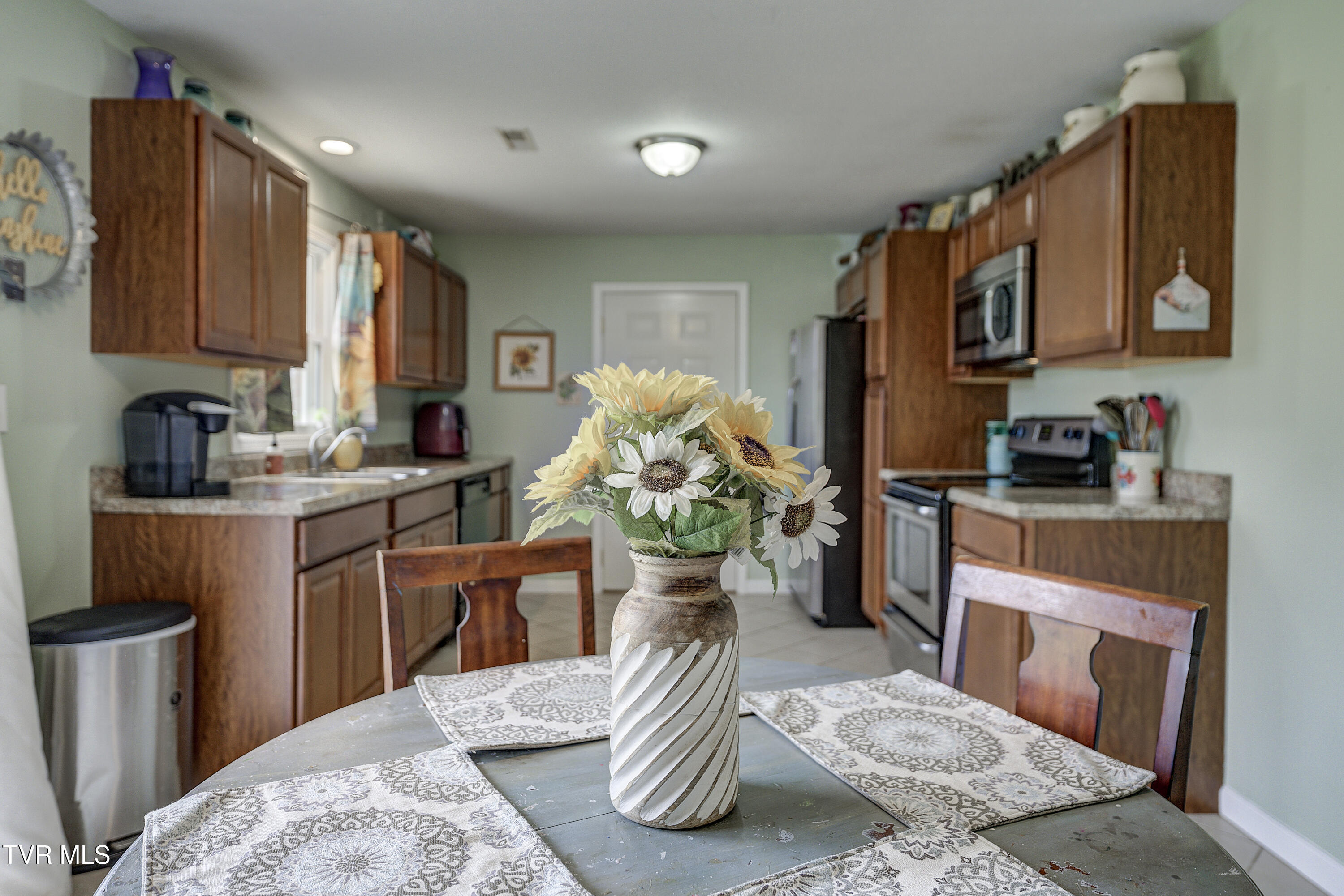 635 Old Stage Road Property Photo 17