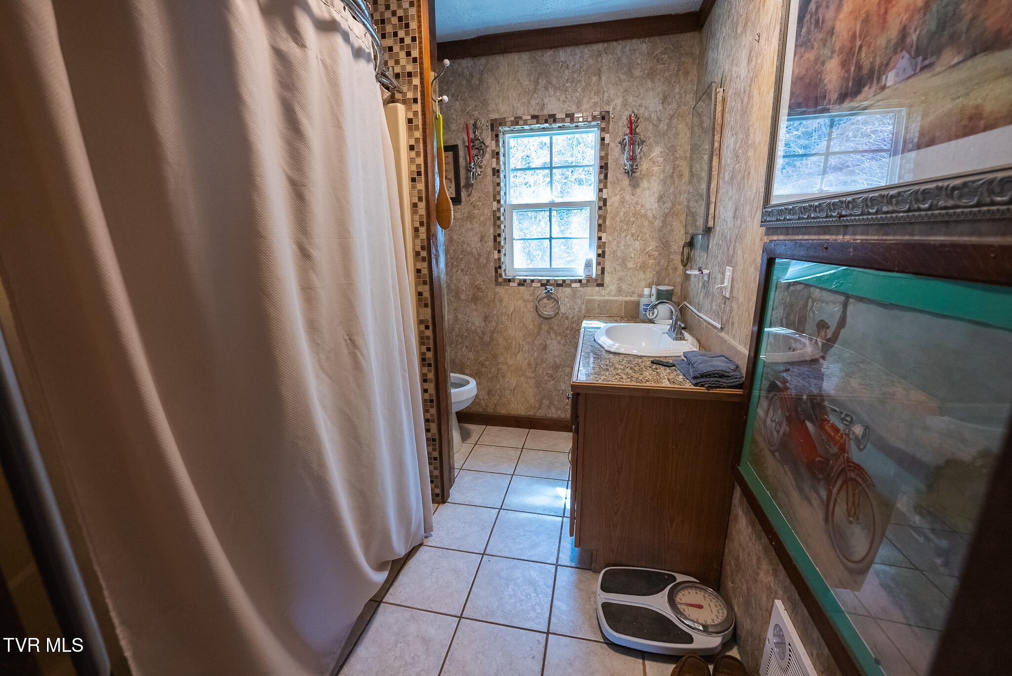 9950 Chestnut Ridge Road Property Photo 55