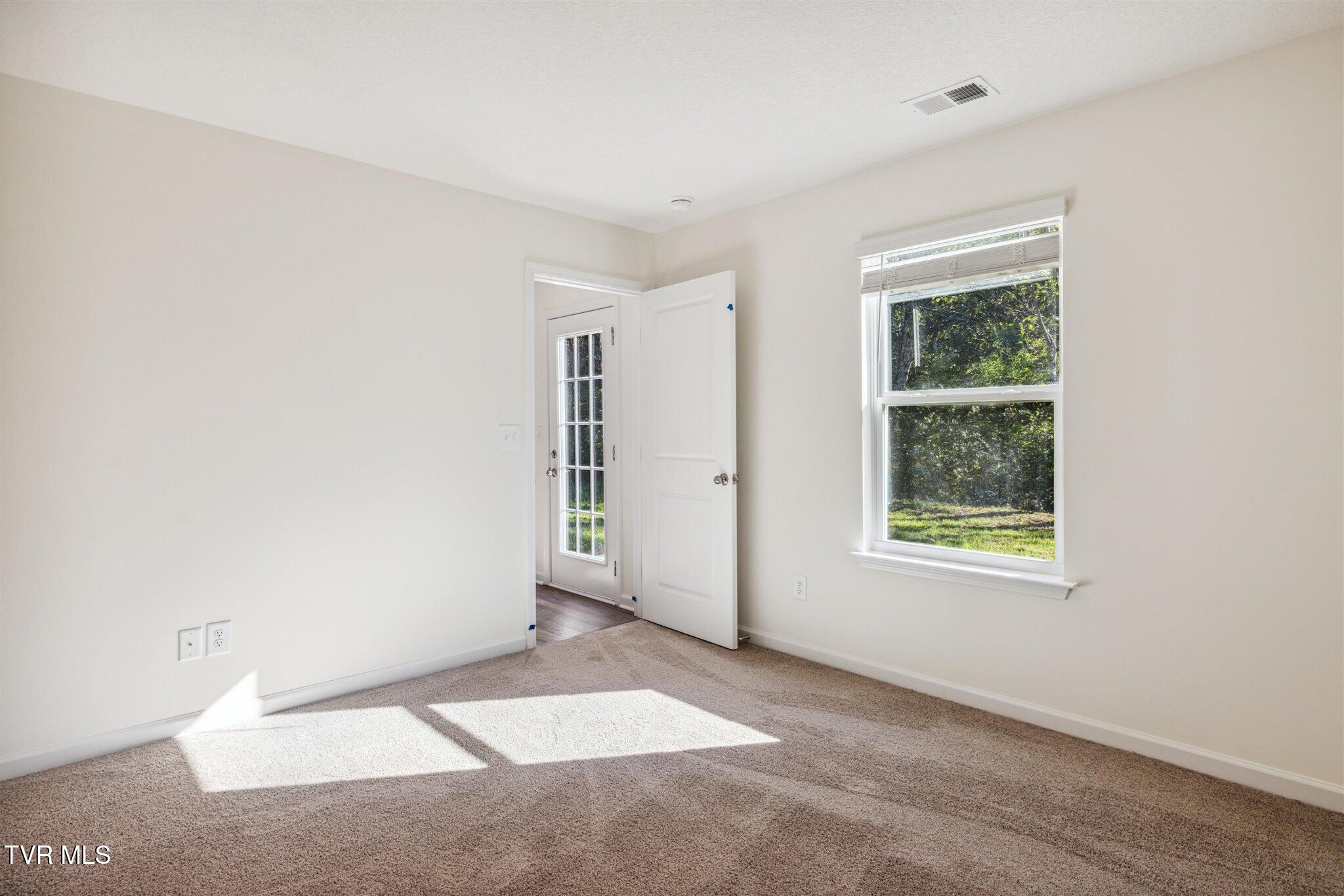 381 Arrowhead Drive Property Photo 22