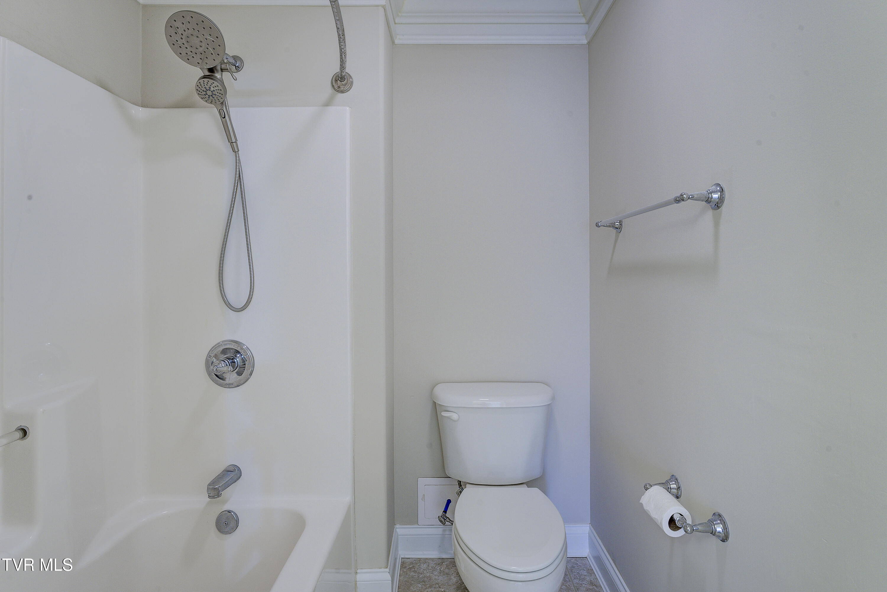 405 Heather View Drive Property Photo 43