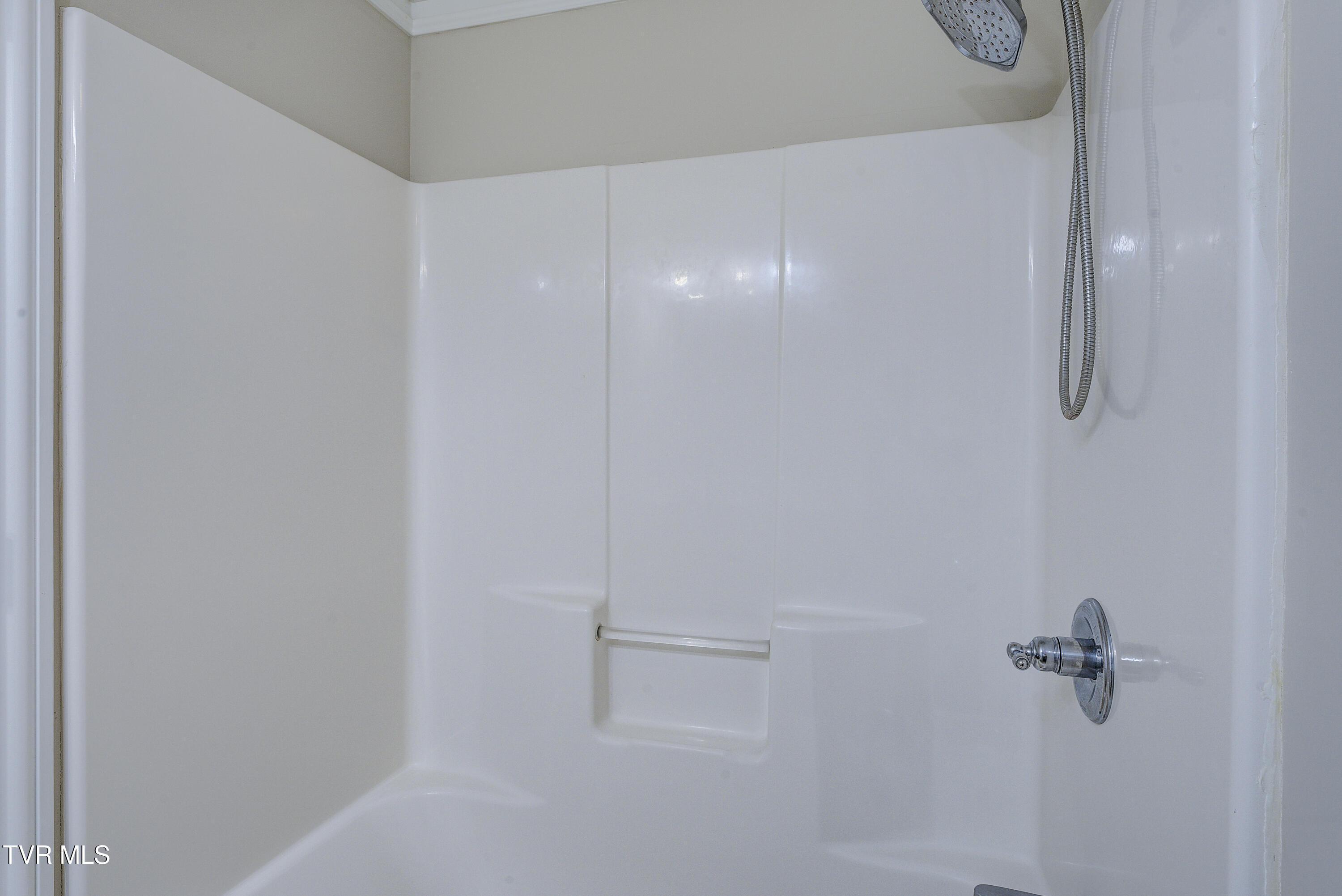405 Heather View Drive Property Photo 46