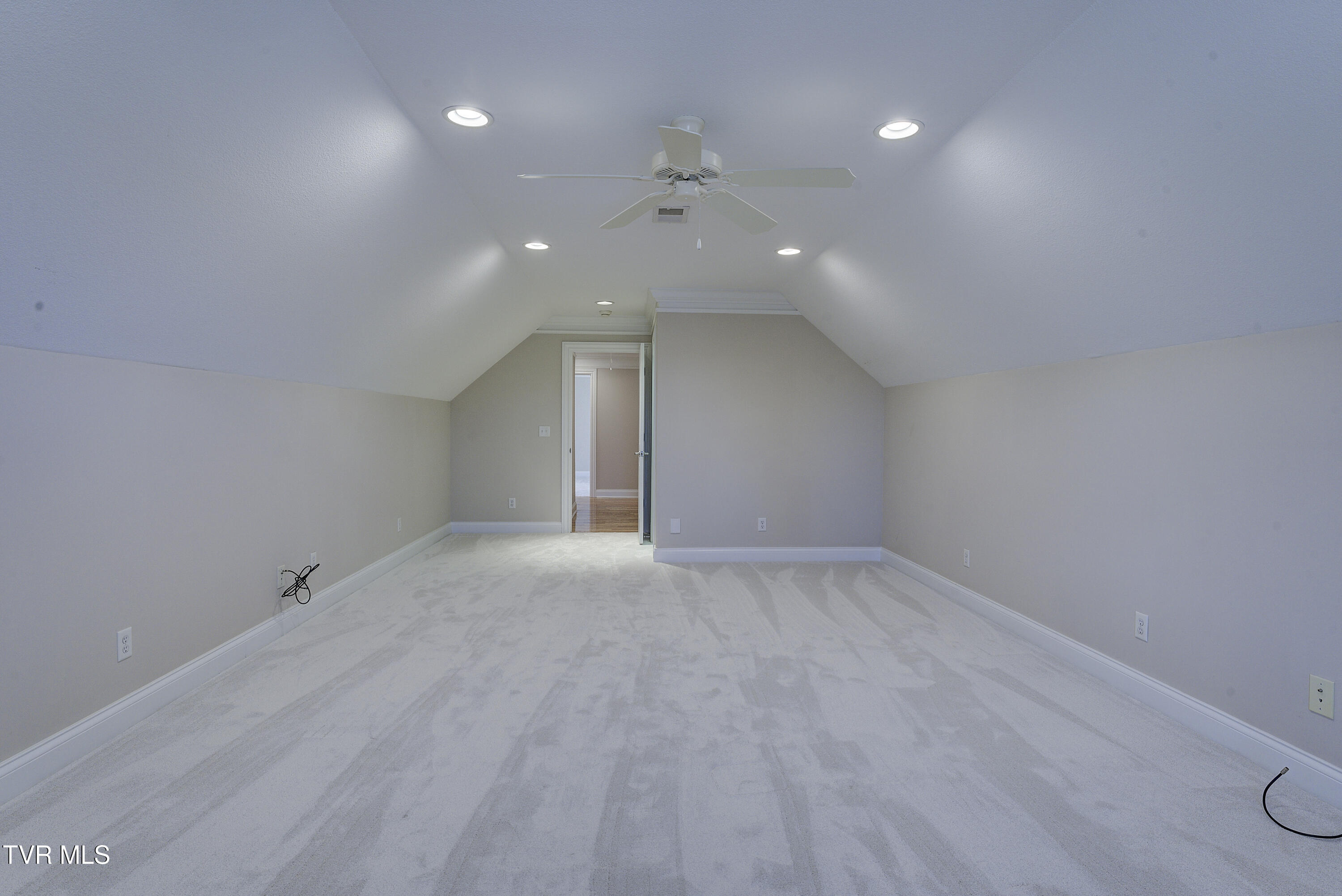 405 Heather View Drive Property Photo 50