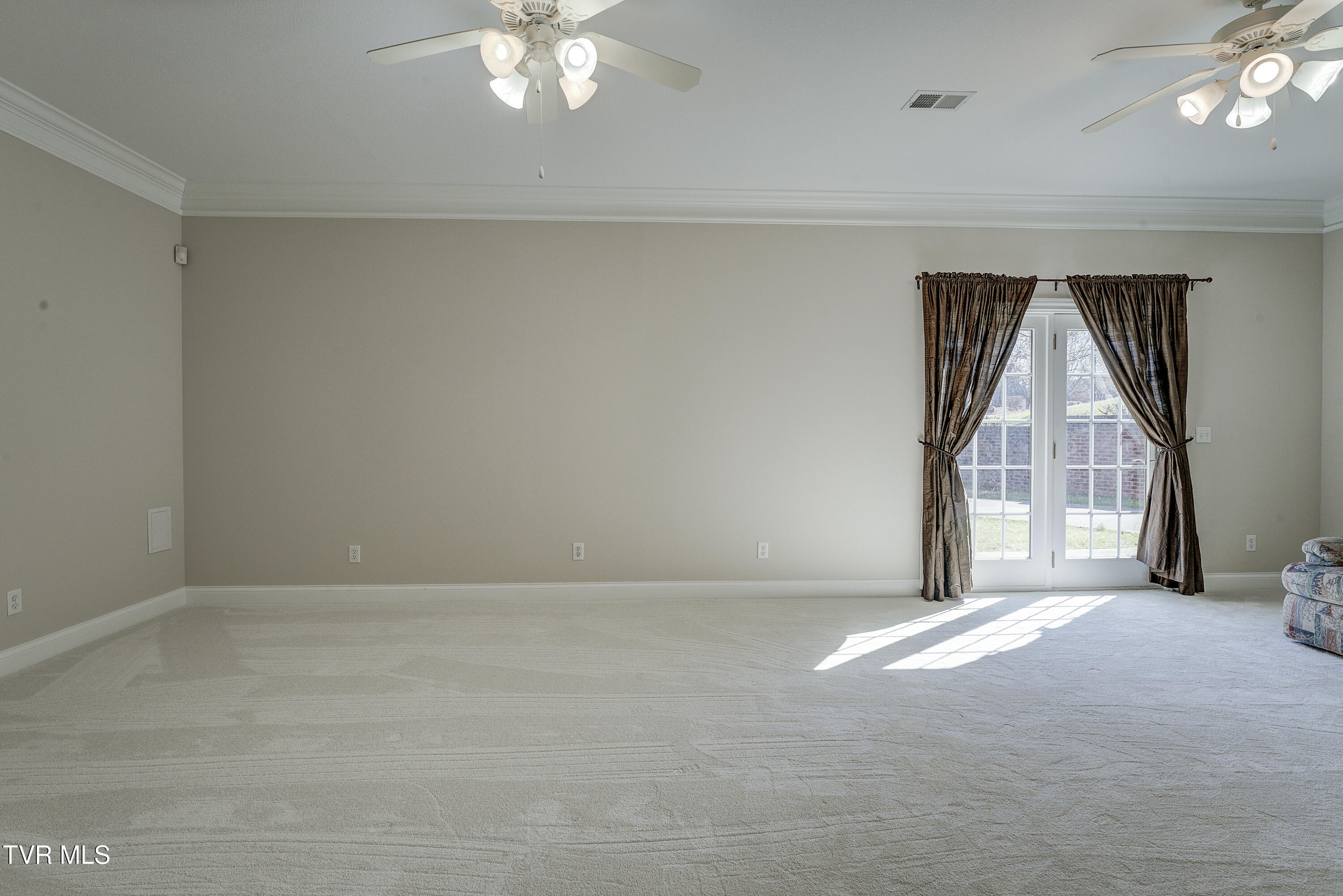 405 Heather View Drive Property Photo 53