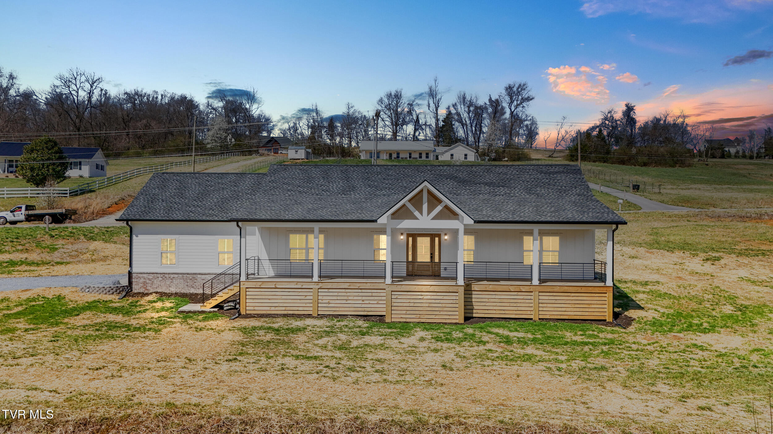 2980 Knob Creek Road Property Photo