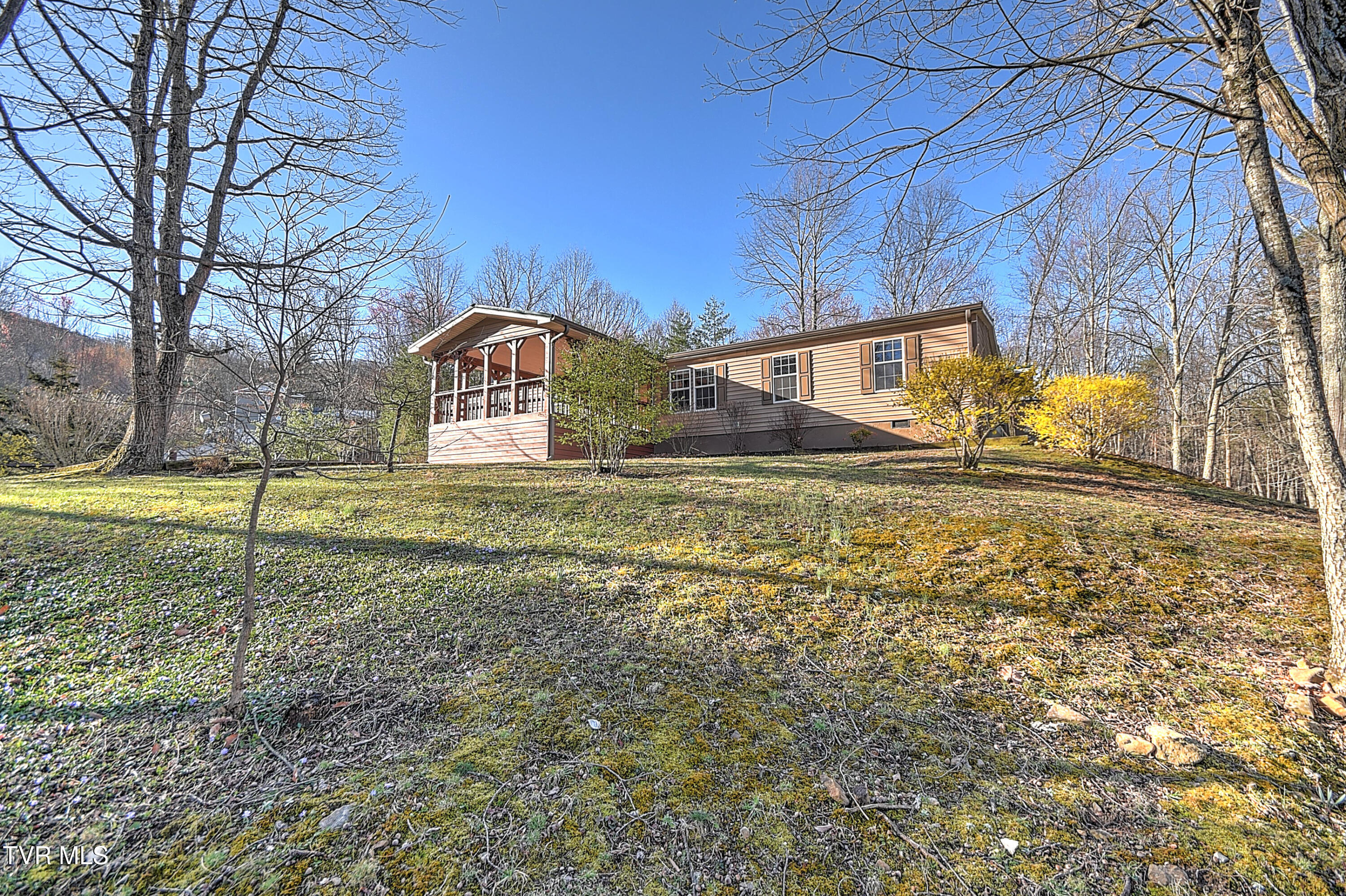 1026 Lightnen Road Property Photo